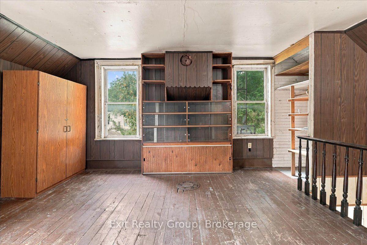 Photo 18 of 437 Drewery Street, Brighton, Rural Brighton — HOMEH