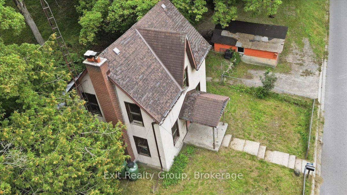 Photo 35 of 437 Drewery Street, Brighton, Rural Brighton — HOMEH