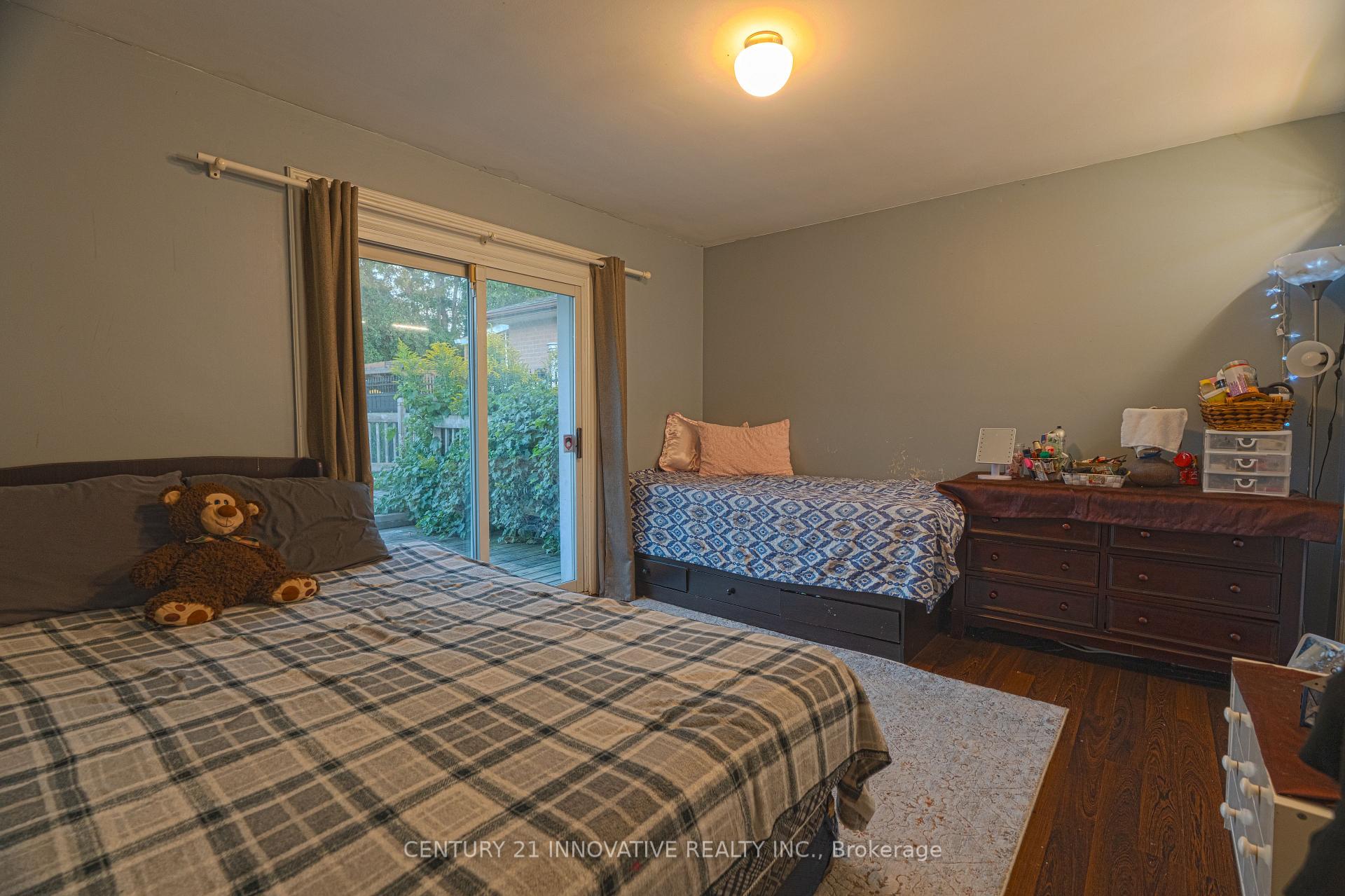 Photo 10 of 89 Thickson Road S, Whitby, Blue Grass Meadows — HOMEH