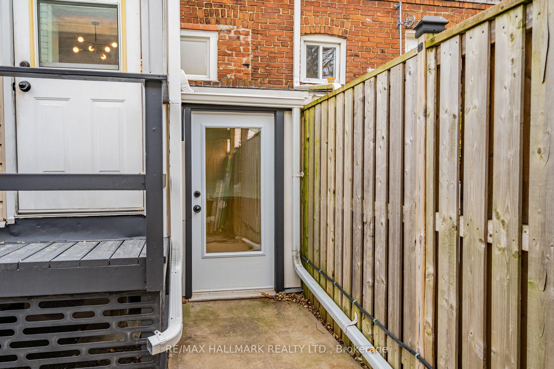 Photo 11 of Unit Lower, 138 Milverton Boulevard, Toronto, Danforth — HOMEH