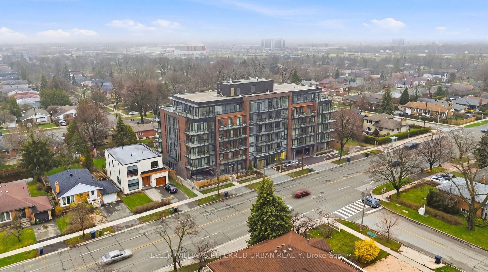 Photo 14 of 3987 Bloor Street W, Etobicoke, Islington-City Centre West — HOMEH