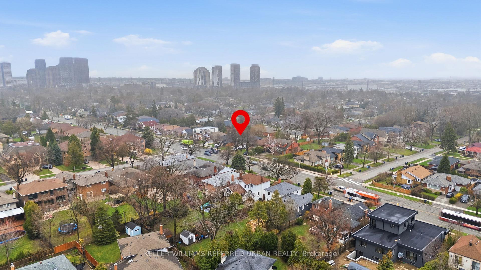 Photo 18 of 3987 Bloor Street W, Etobicoke, Islington-City Centre West — HOMEH