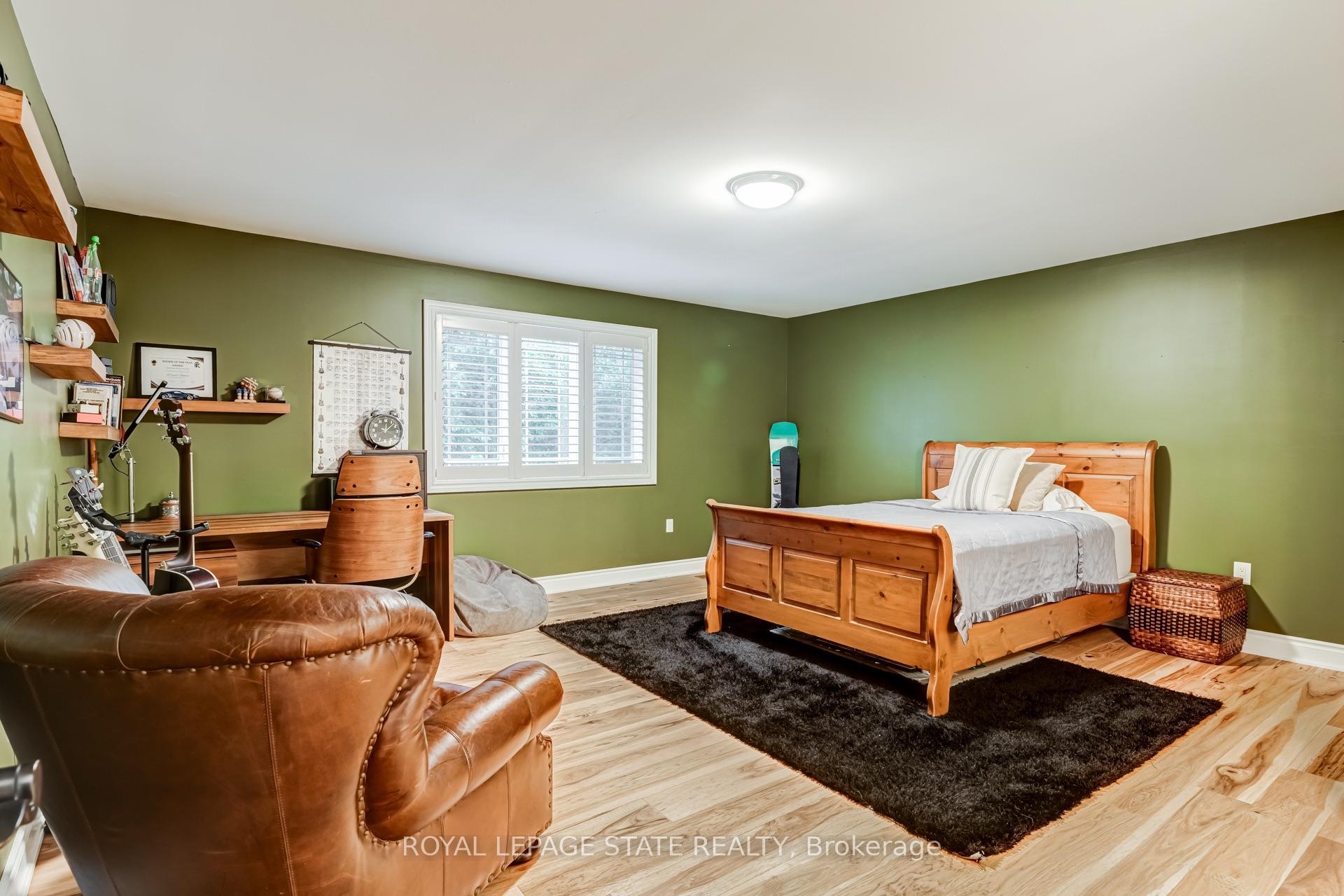 Photo 31 of 60 Parker Avenue, Hamilton, Ancaster — HOMEH