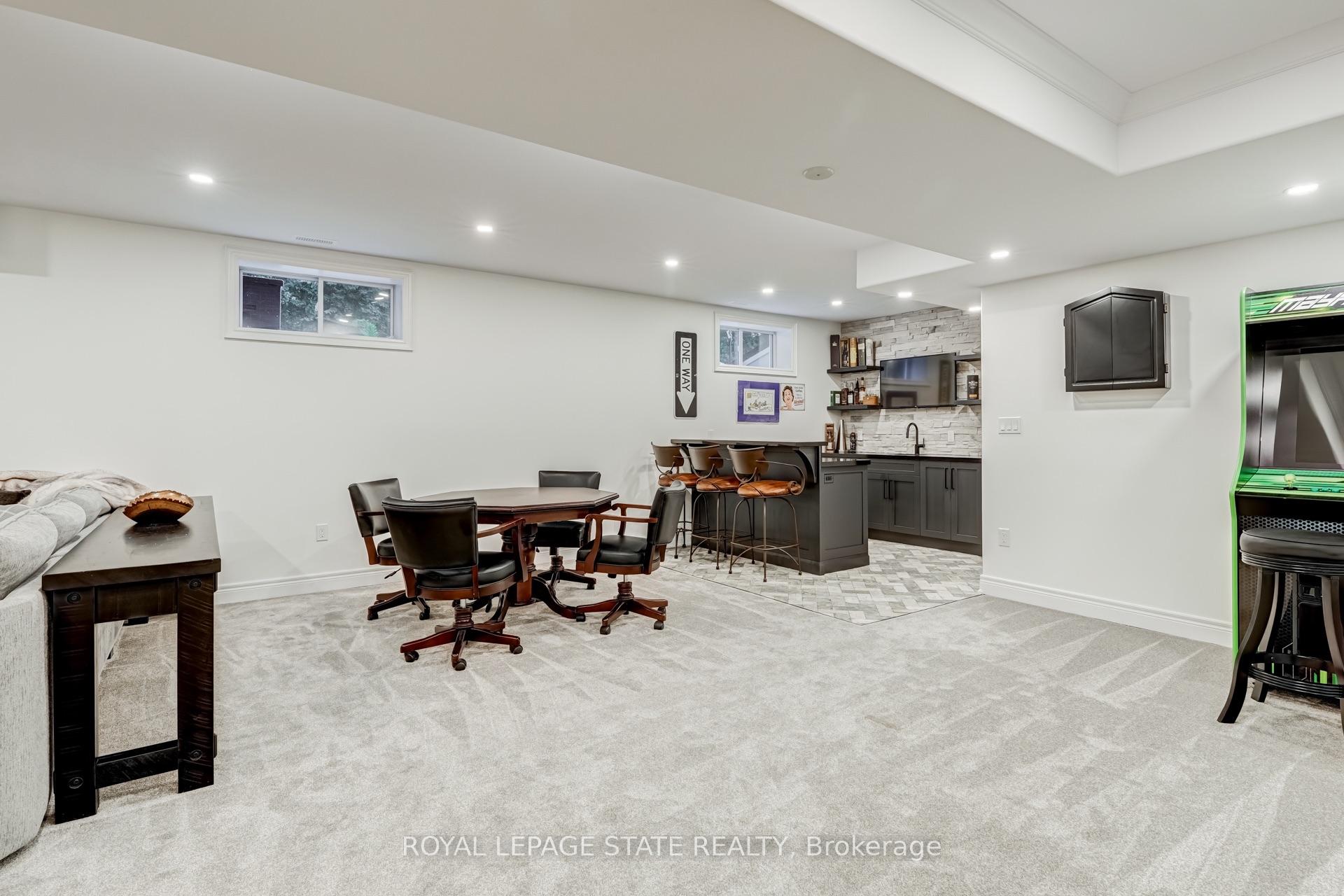 Photo 37 of 60 Parker Avenue, Hamilton, Ancaster — HOMEH