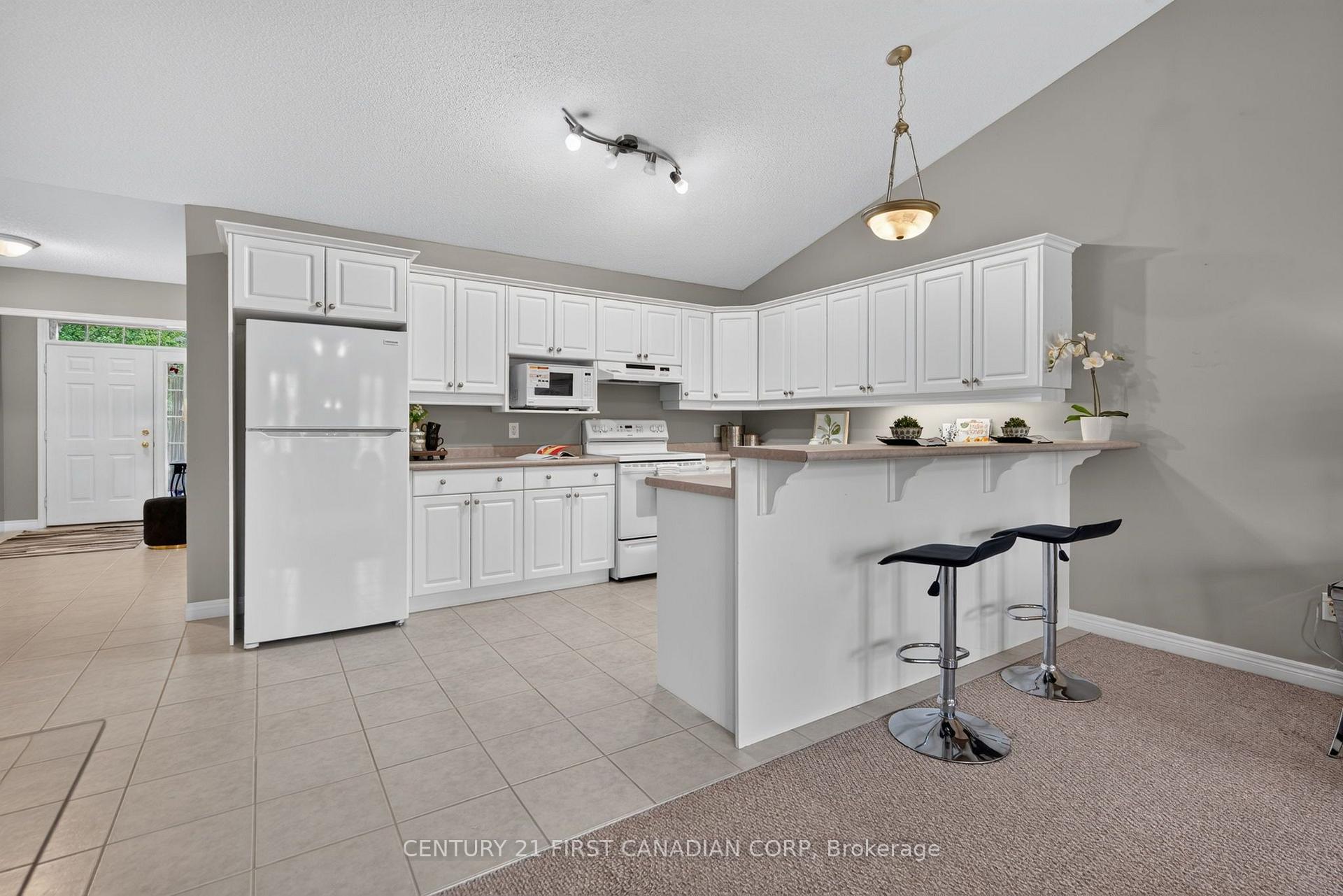Photo 12 of Unit 22, 87 Donker Drive, St. Thomas — HOMEH