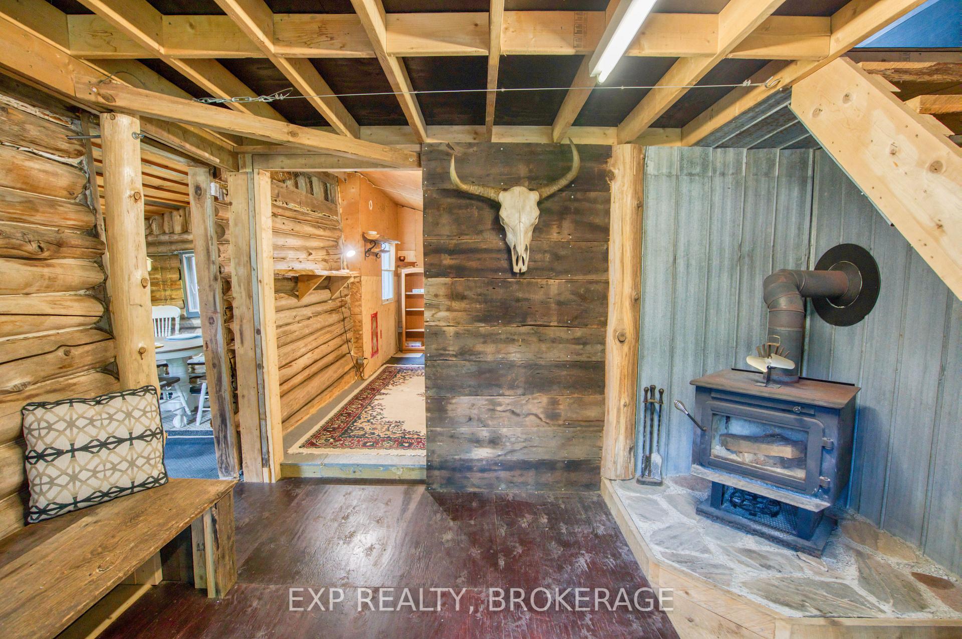 Photo 13 of 1316 Bolton Lane, Frontenac, Frontenac Centre — HOMEH