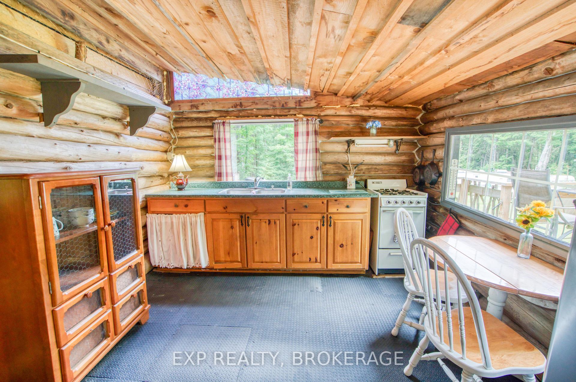 Photo 18 of 1316 Bolton Lane, Frontenac, Frontenac Centre — HOMEH