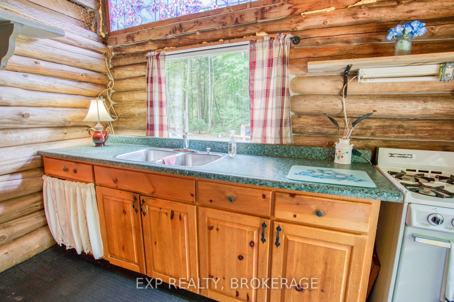 Photo 19 of 1316 Bolton Lane, Frontenac, Frontenac Centre — HOMEH