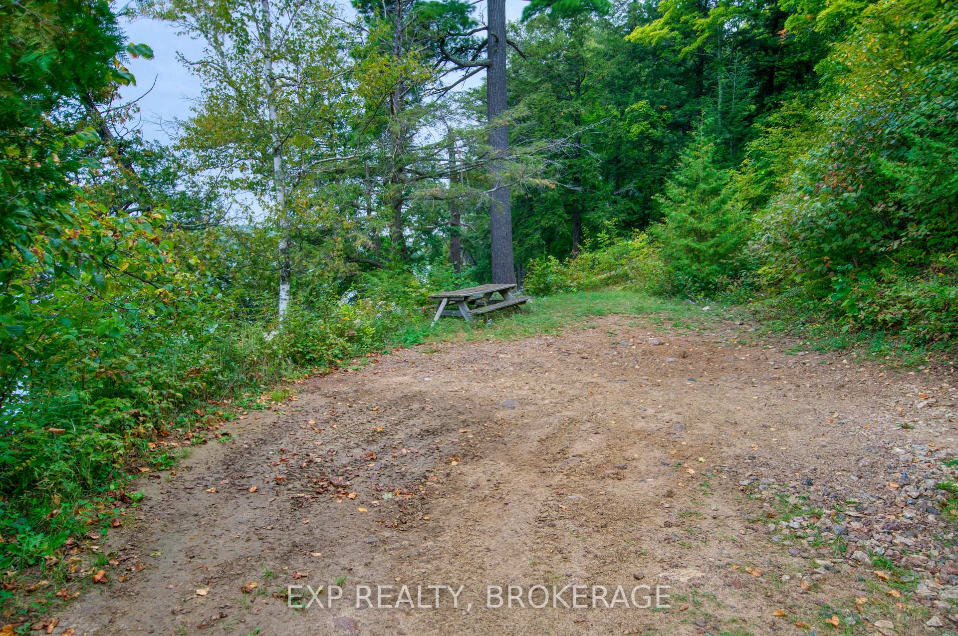 Photo 44 of 1316 Bolton Lane, Frontenac, Frontenac Centre — HOMEH