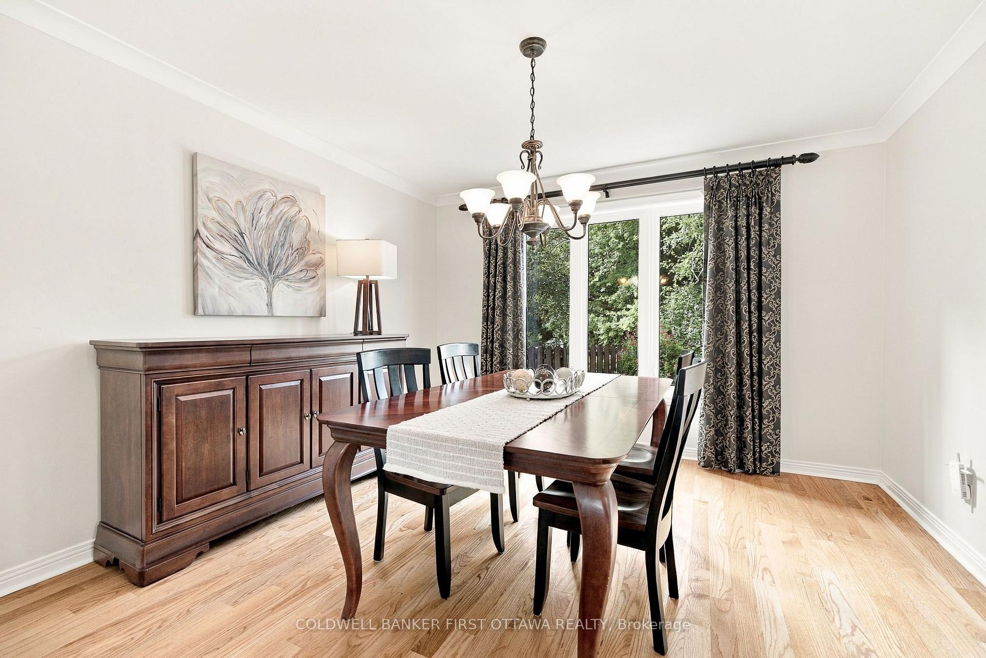 Photo 10 of 27 Hampel Crescent, Ottawa, Stittsville (Central) — HOMEH
