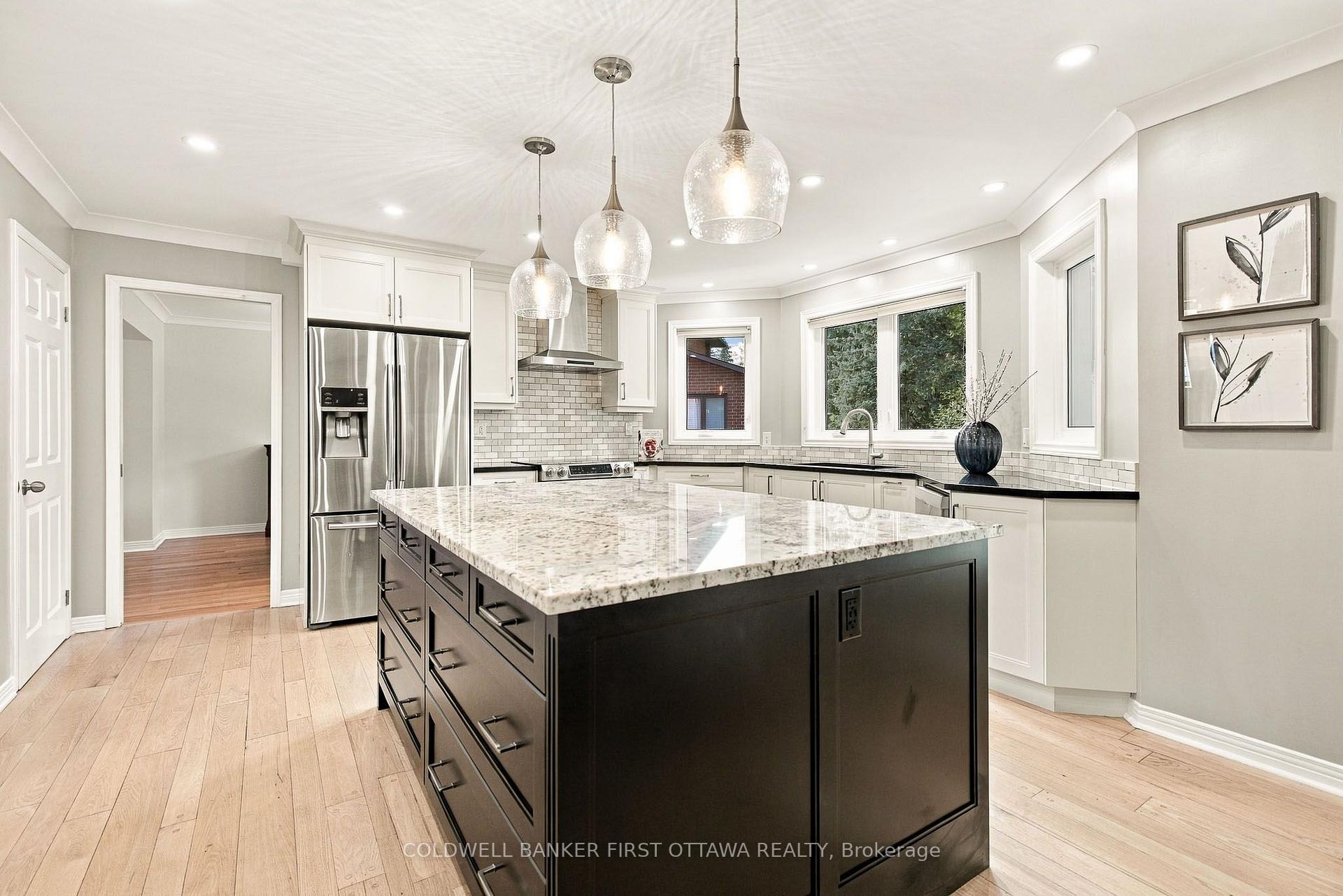 Photo 13 of 27 Hampel Crescent, Ottawa, Stittsville (Central) — HOMEH