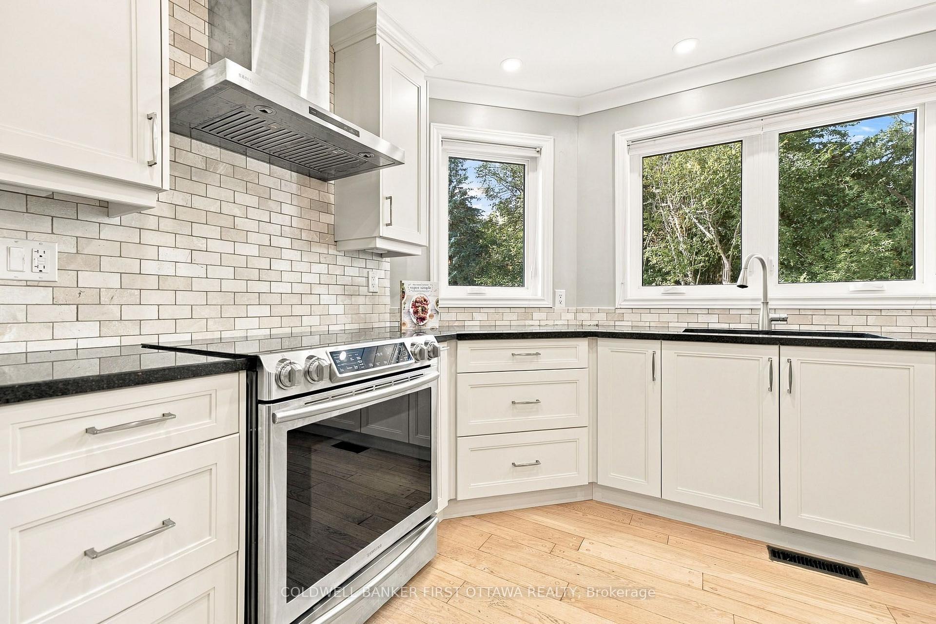 Photo 17 of 27 Hampel Crescent, Ottawa, Stittsville (Central) — HOMEH