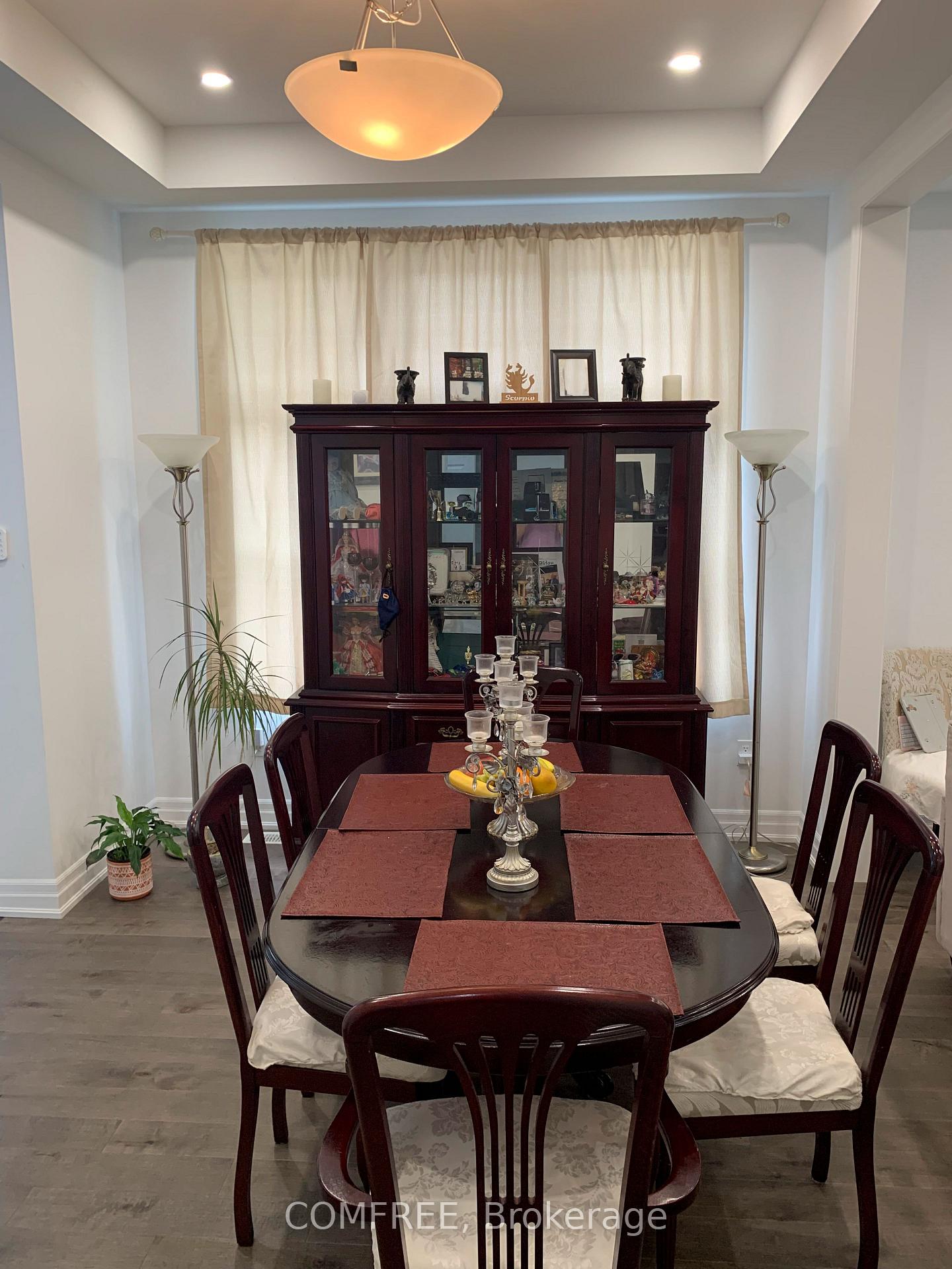 Photo 7 of 3031 William Cutmore Boulevard, Oakville, Joshua Meadows — HOMEH