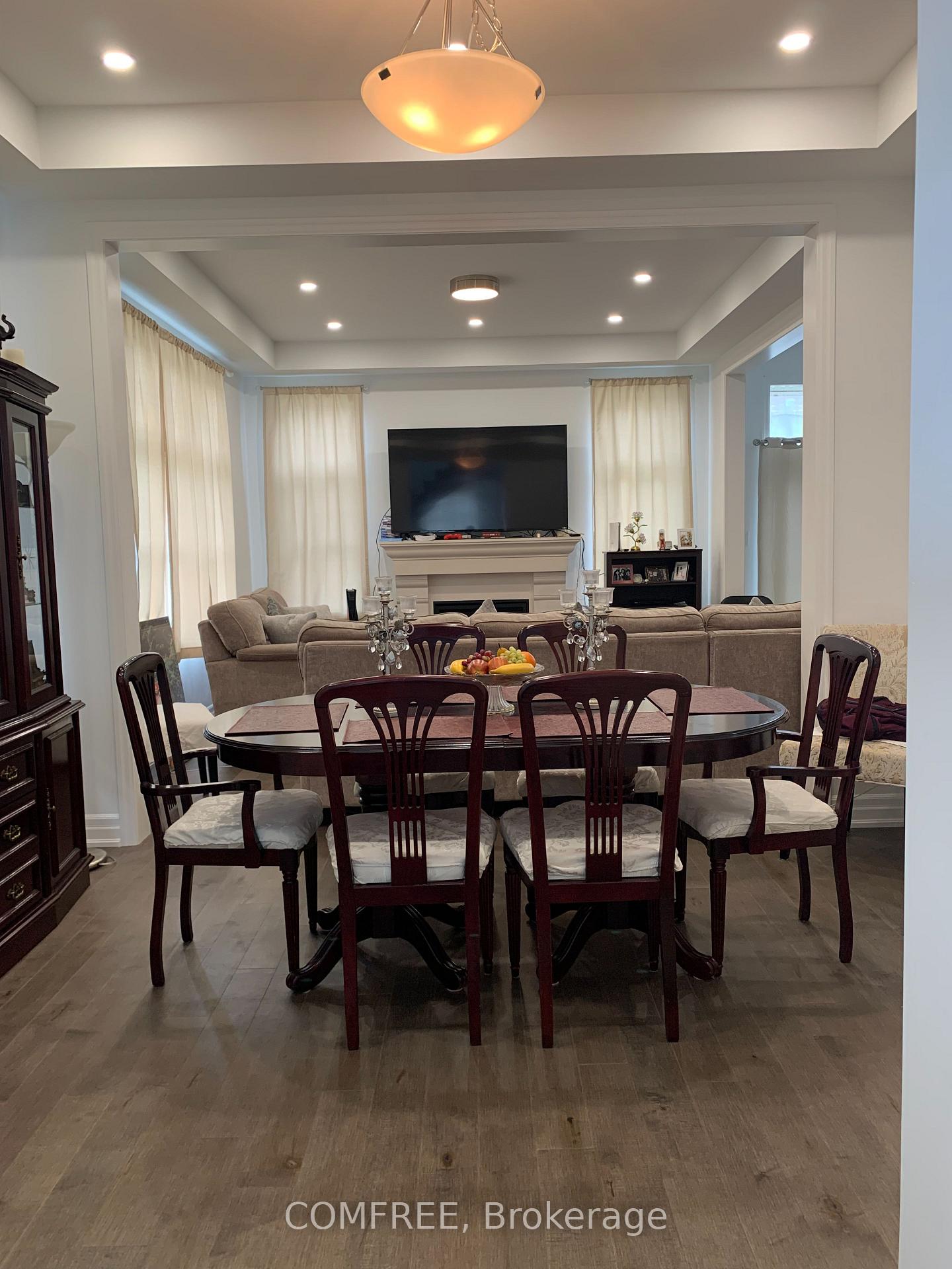 Photo 8 of 3031 William Cutmore Boulevard, Oakville, Joshua Meadows — HOMEH