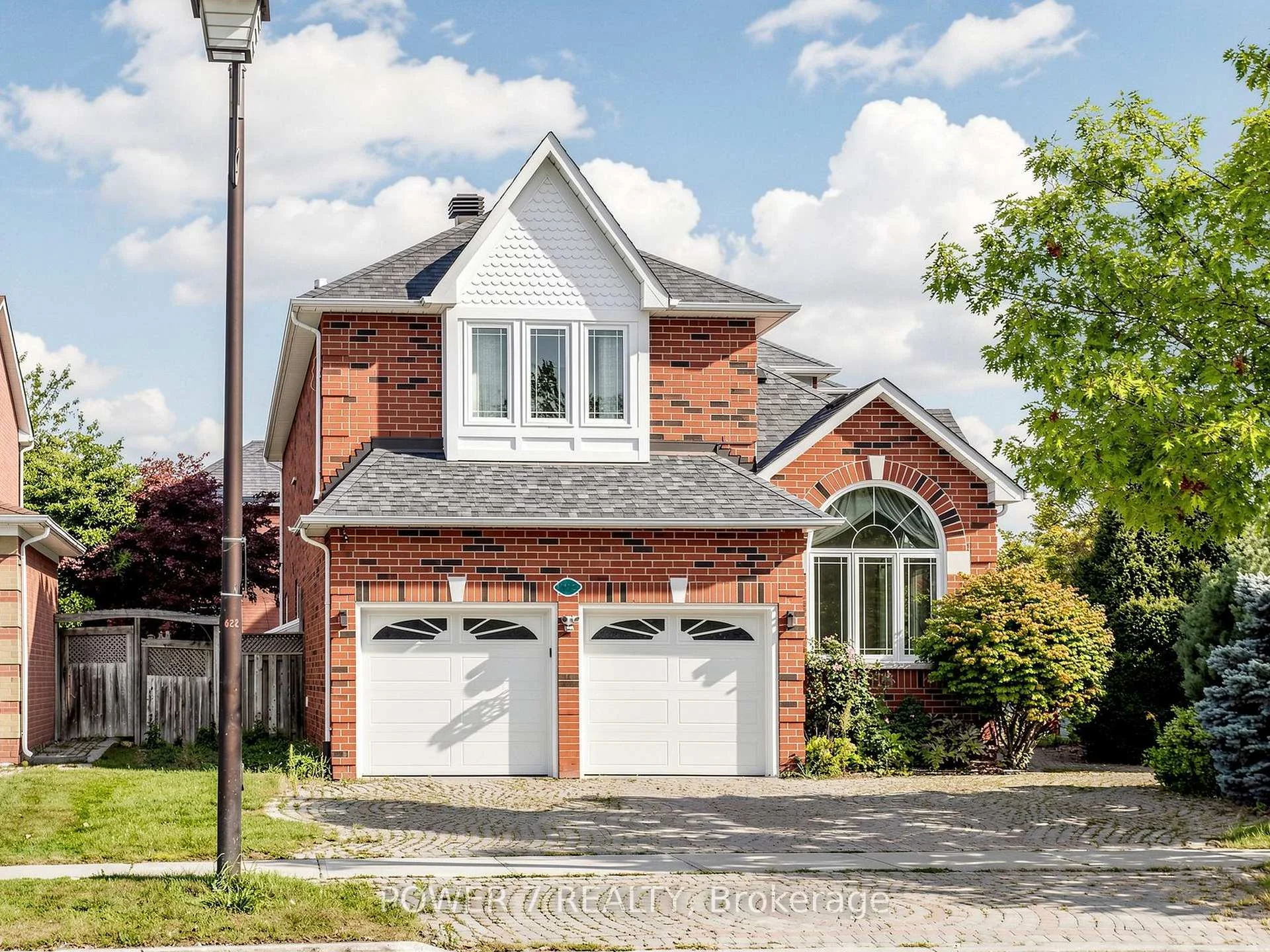 Photo 6 of 622 Carlton Road, Markham, Markville — HOMEH
