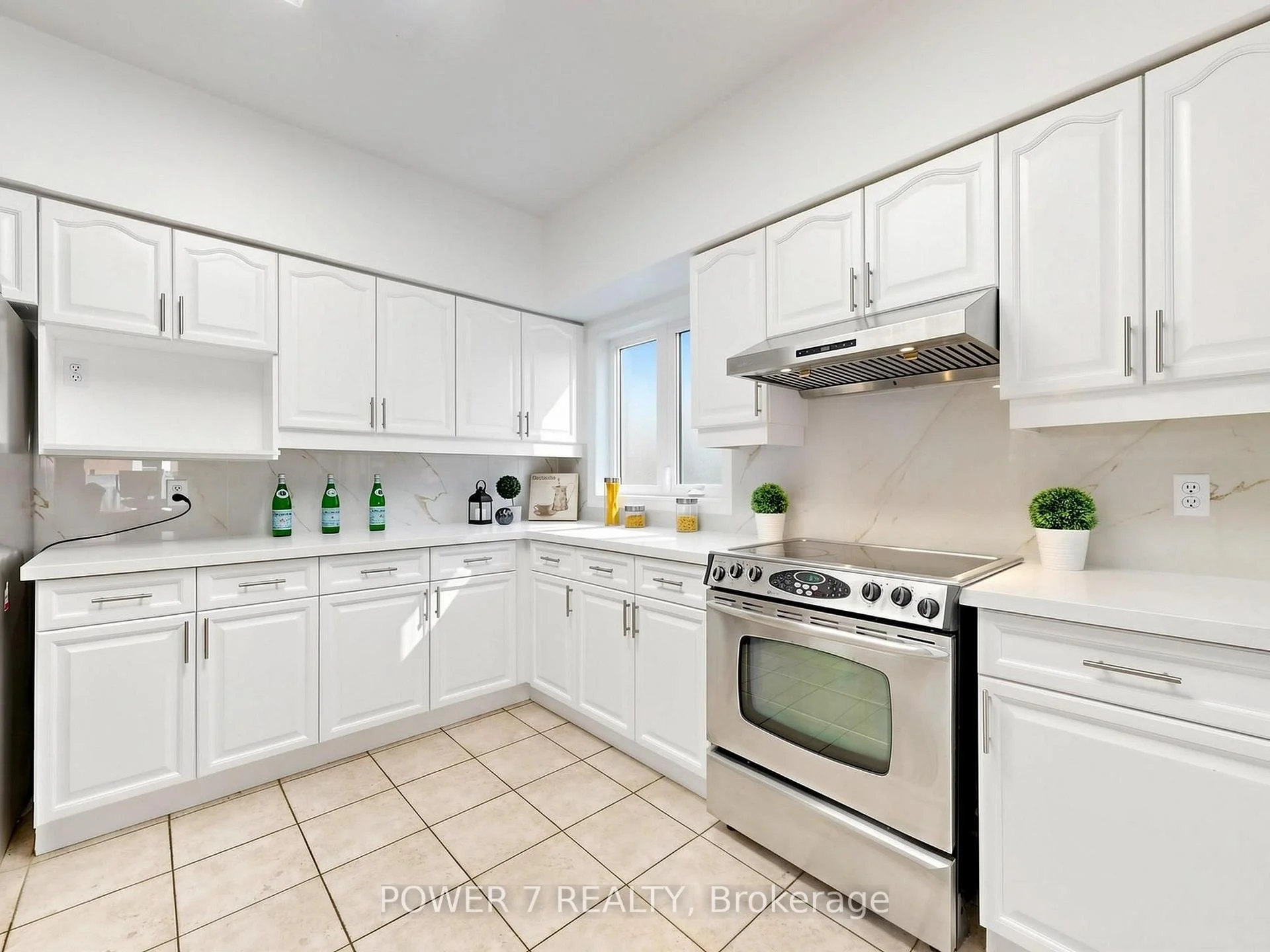 Photo 25 of 622 Carlton Road, Markham, Markville — HOMEH