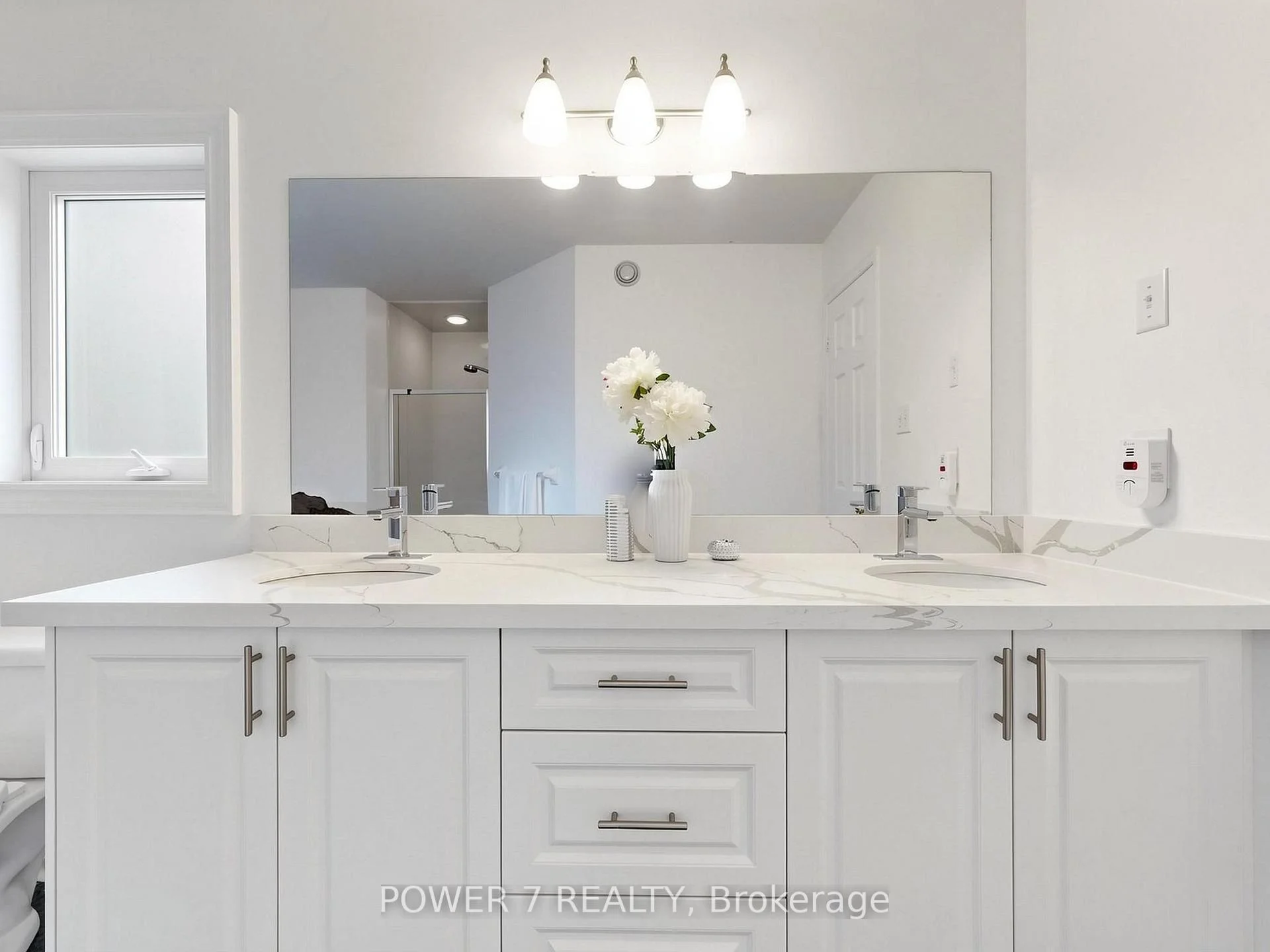 Photo 33 of 622 Carlton Road, Markham, Markville — HOMEH