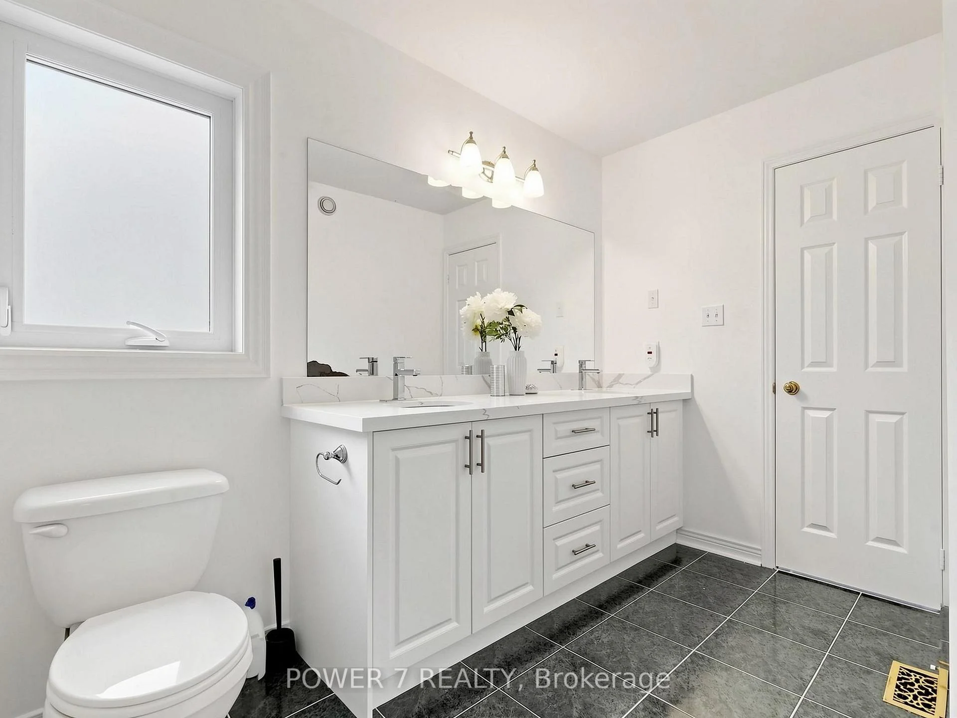 Photo 34 of 622 Carlton Road, Markham, Markville — HOMEH