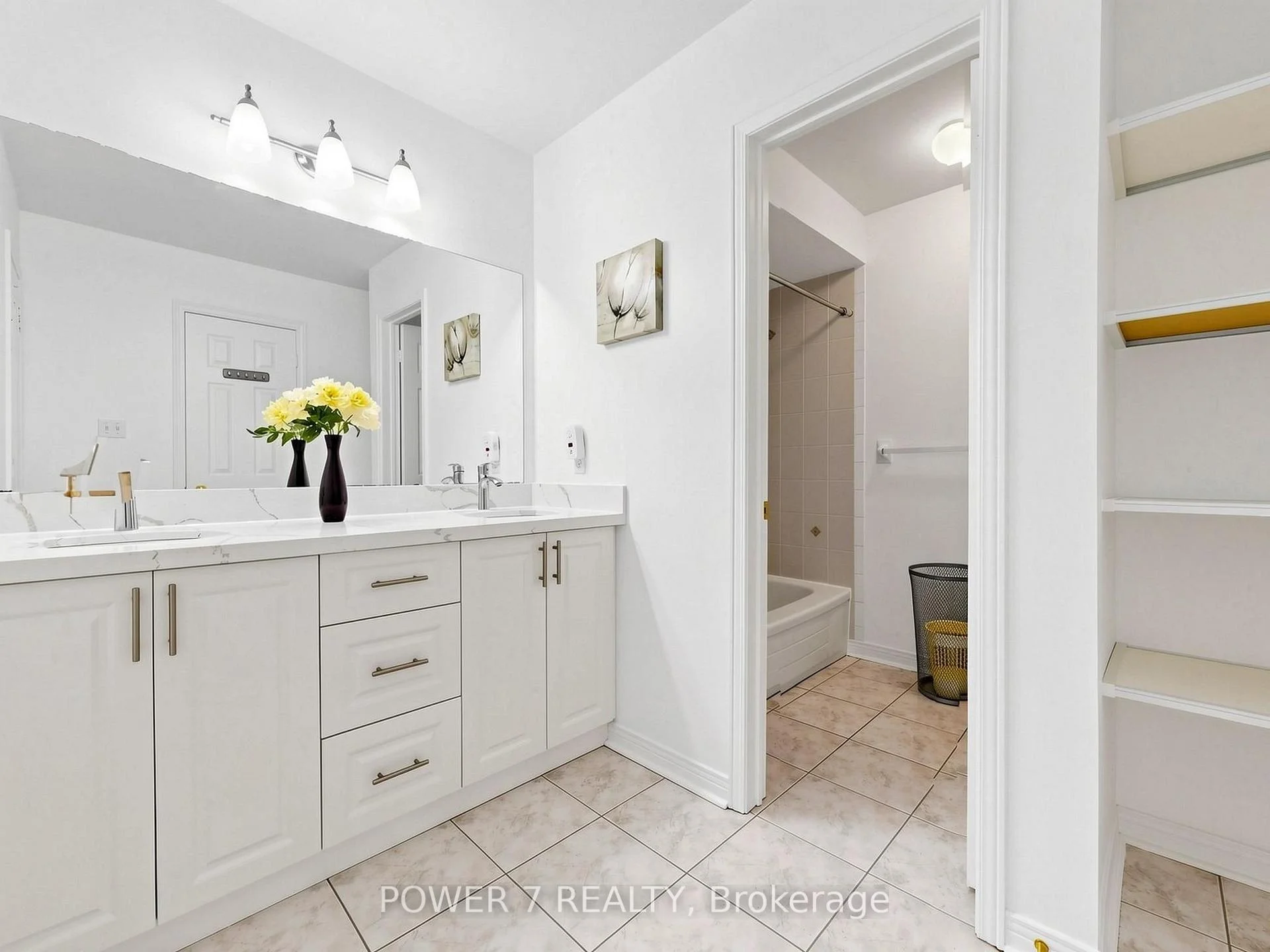 Photo 39 of 622 Carlton Road, Markham, Markville — HOMEH