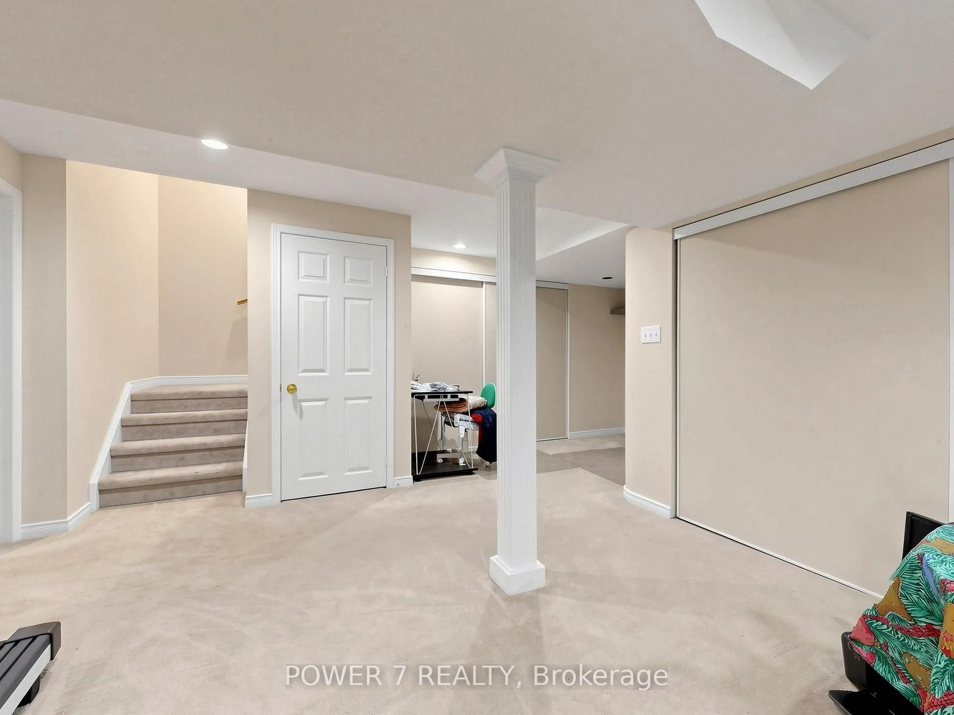 Photo 42 of 622 Carlton Road, Markham, Markville — HOMEH