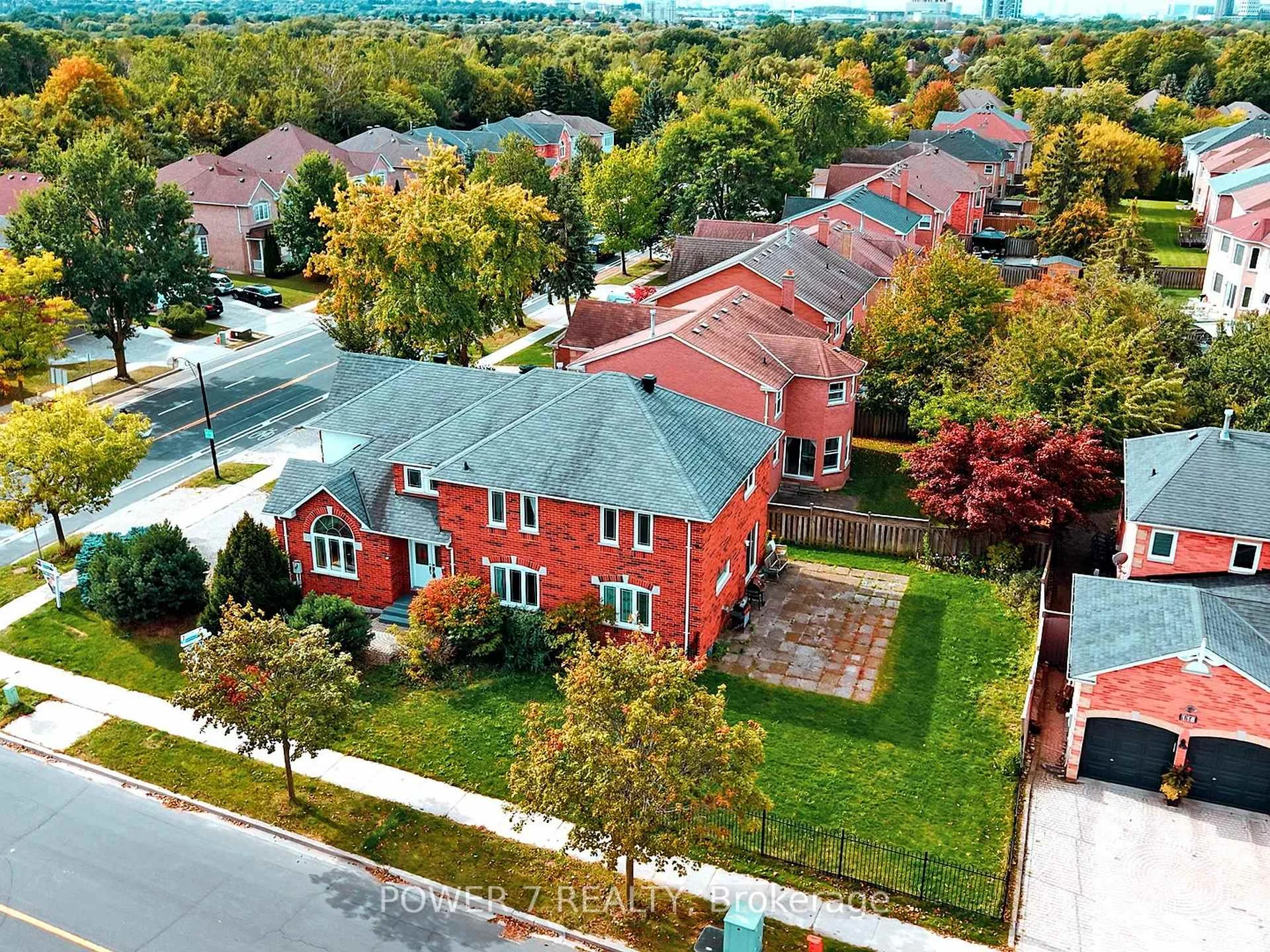 Photo 54 of 622 Carlton Road, Markham, Markville — HOMEH