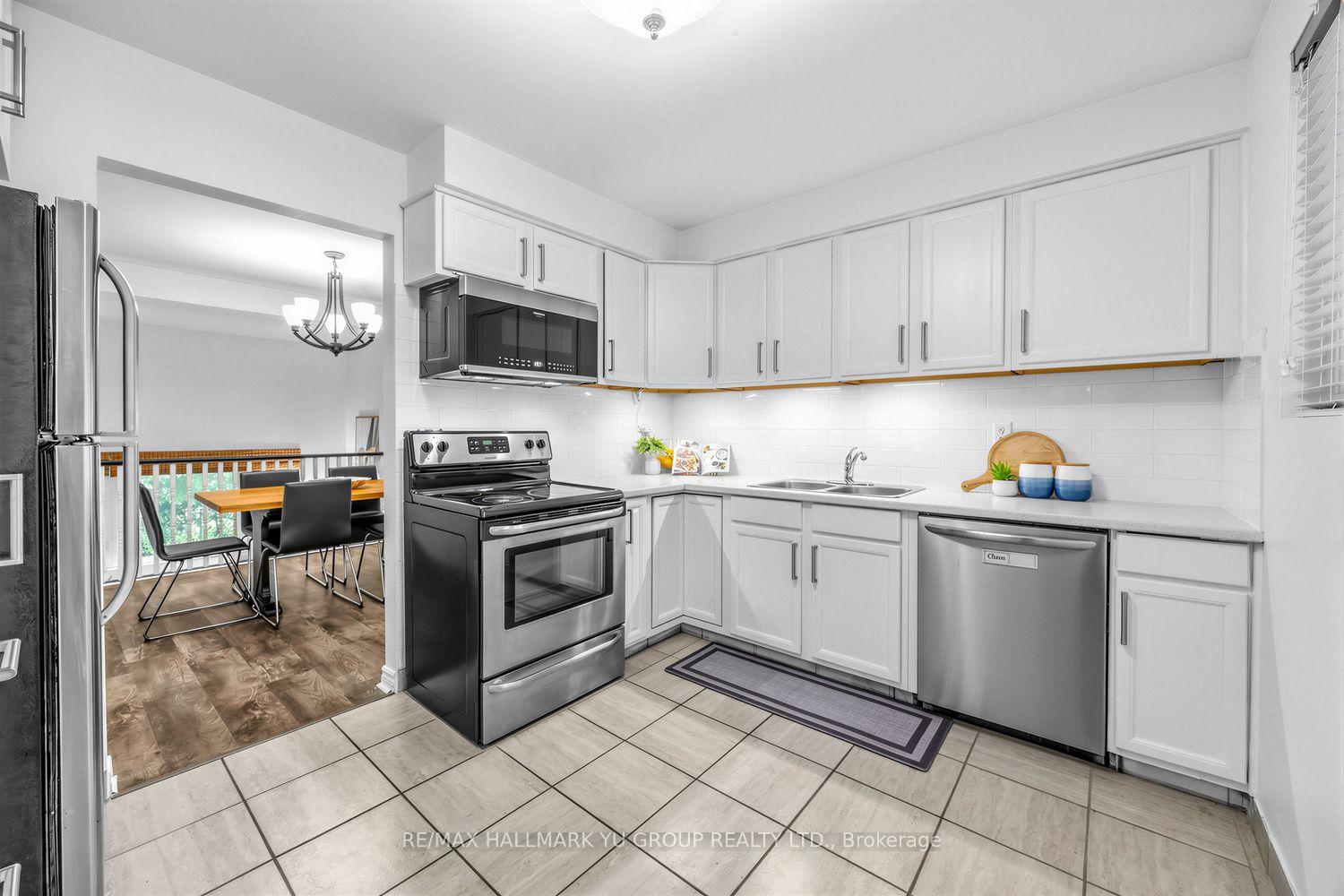 Photo 6 of Unit 43, 1945 Denmar Road, Pickering, Village East — HOMEH