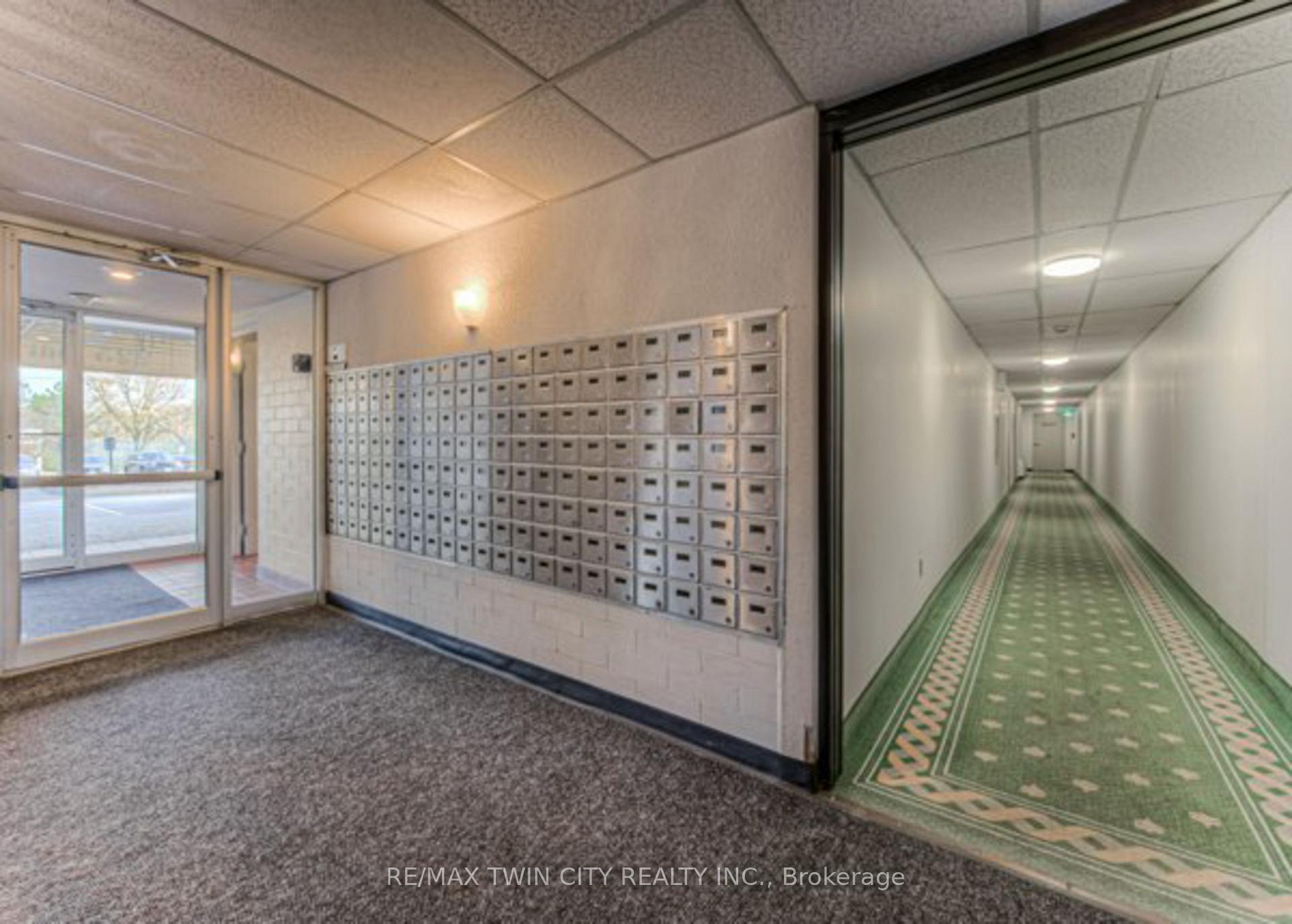 Photo 5 of Unit 509, 225 Harvard Place N, Waterloo, Lincoln Heights — HOMEH
