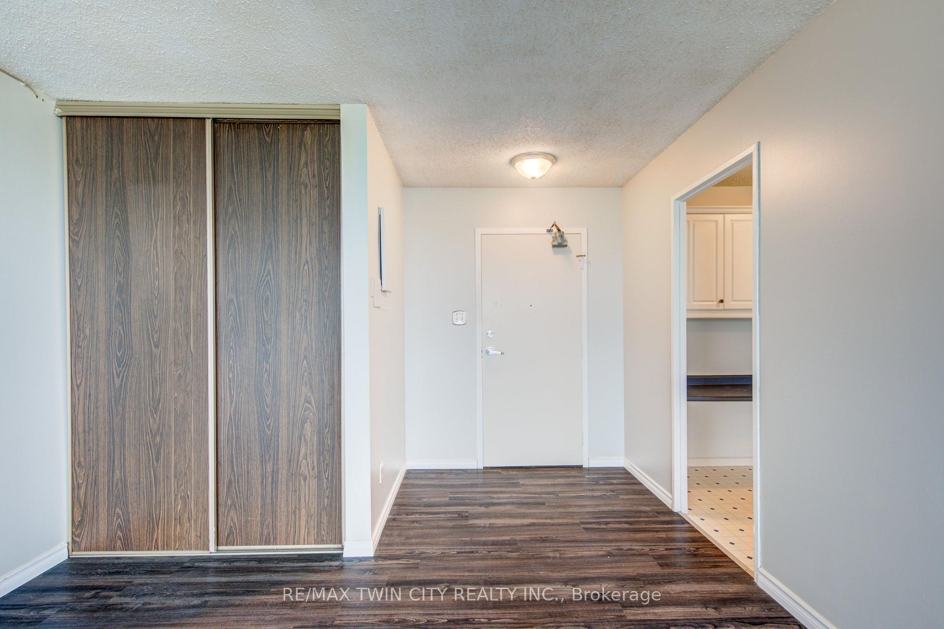 Photo 7 of Unit 509, 225 Harvard Place N, Waterloo, Lincoln Heights — HOMEH