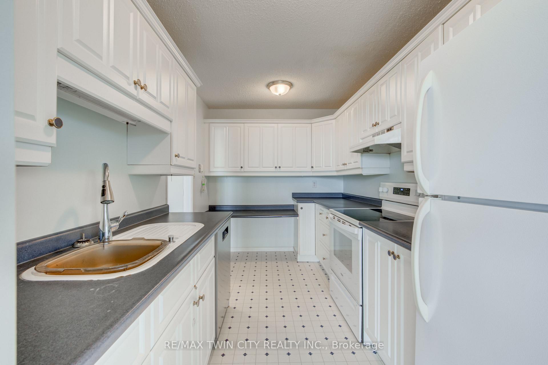 Photo 9 of Unit 509, 225 Harvard Place N, Waterloo, Lincoln Heights — HOMEH