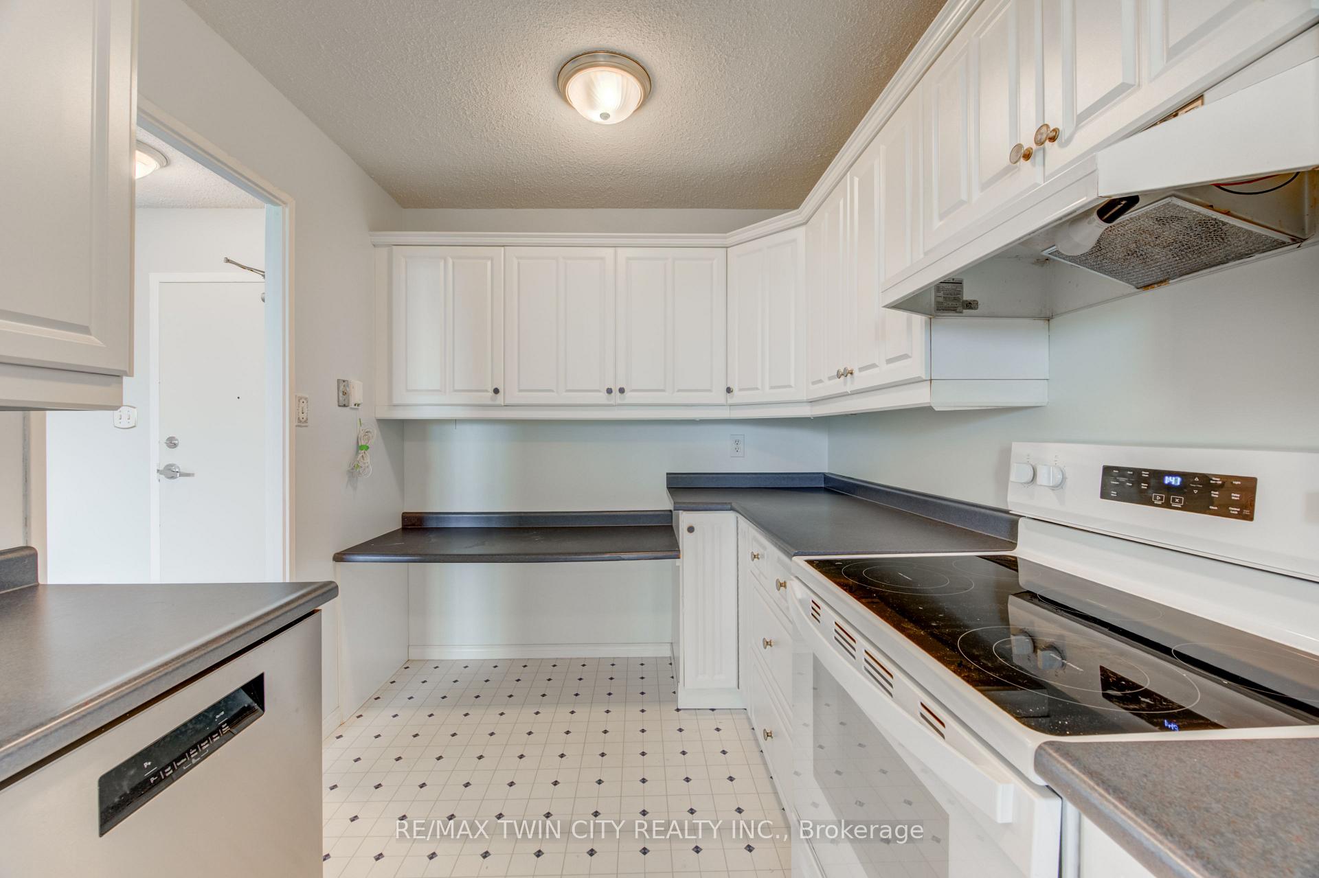Photo 11 of Unit 509, 225 Harvard Place N, Waterloo, Lincoln Heights — HOMEH