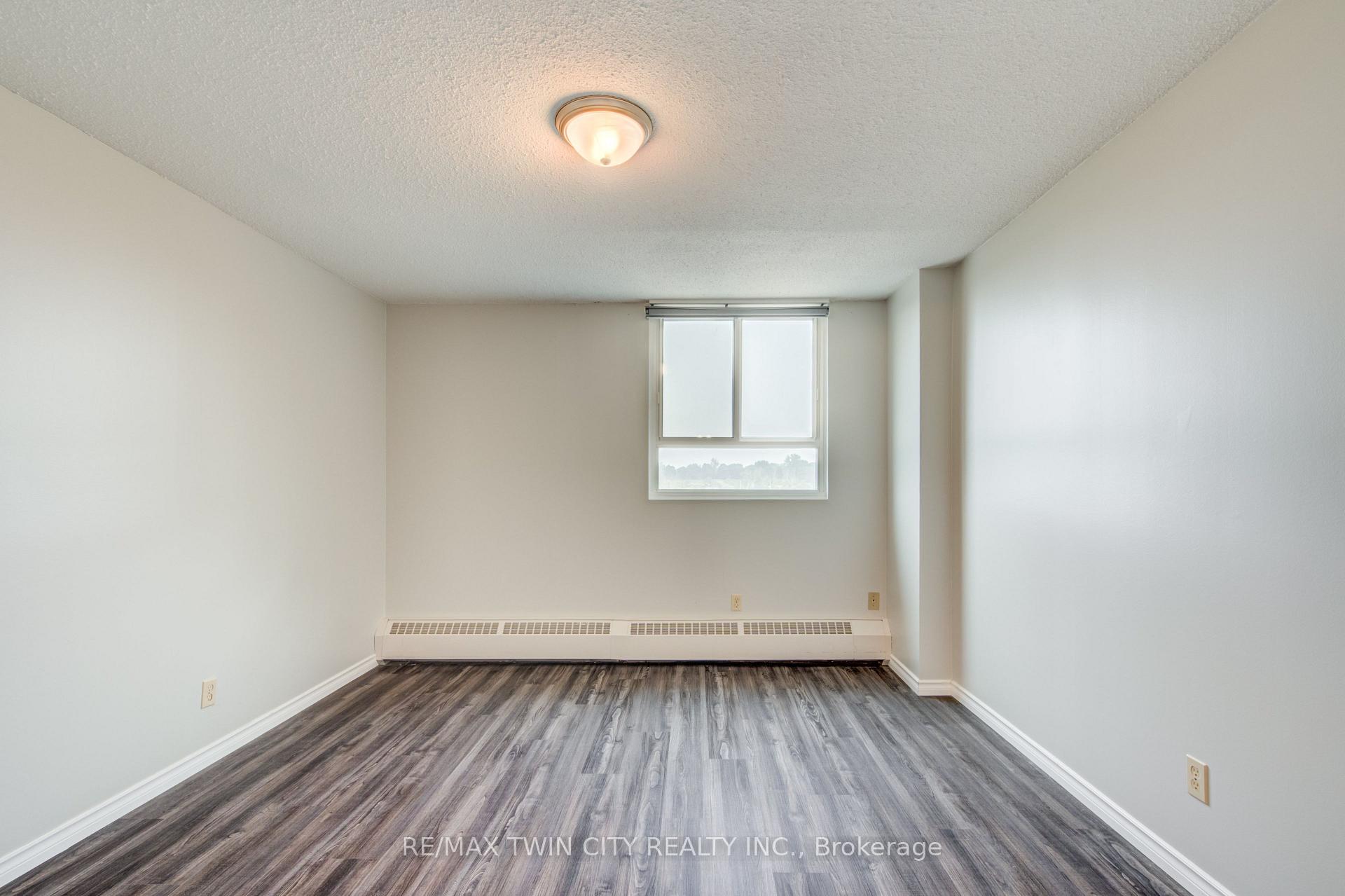 Photo 15 of Unit 509, 225 Harvard Place N, Waterloo, Lincoln Heights — HOMEH