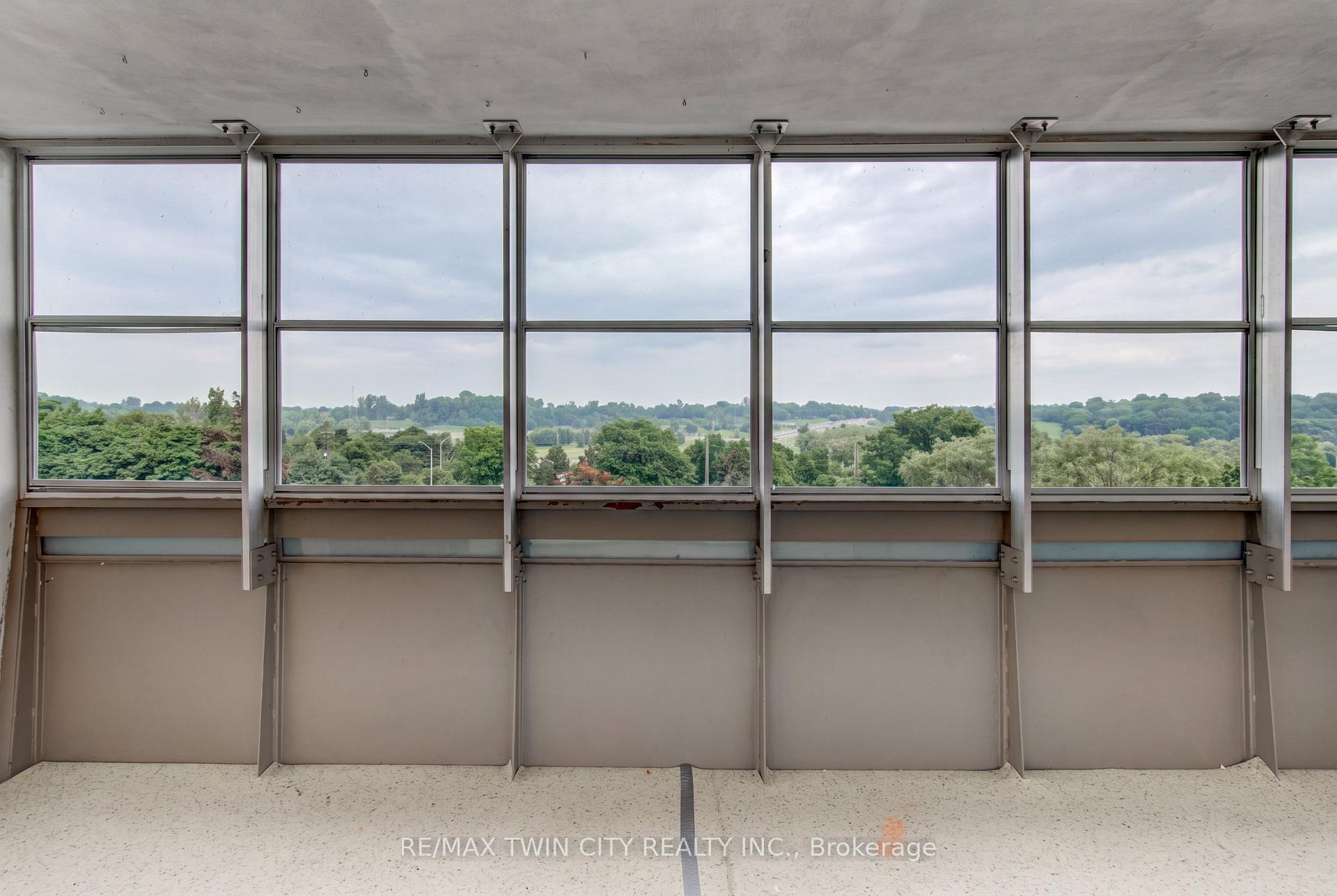 Photo 26 of Unit 509, 225 Harvard Place N, Waterloo, Lincoln Heights — HOMEH