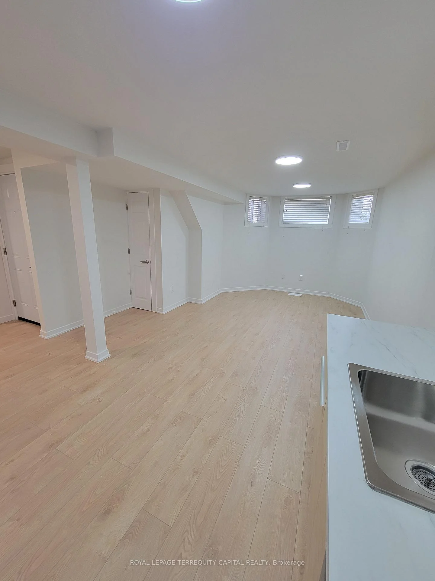 Photo 14 of Unit Lower, 68 Bird Street, Barrie, Edgehill Drive — HOMEH
