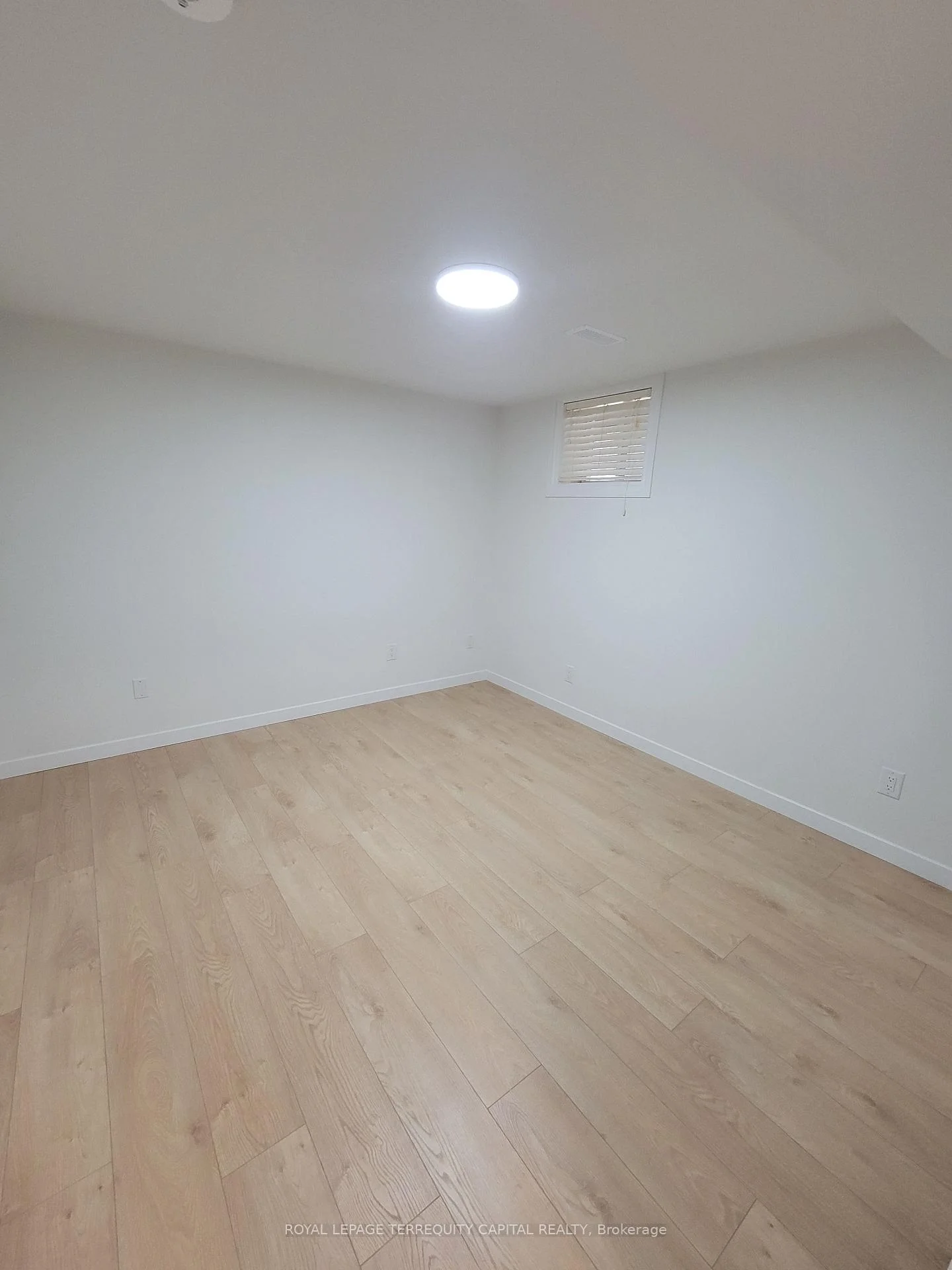 Photo 31 of Unit Lower, 68 Bird Street, Barrie, Edgehill Drive — HOMEH