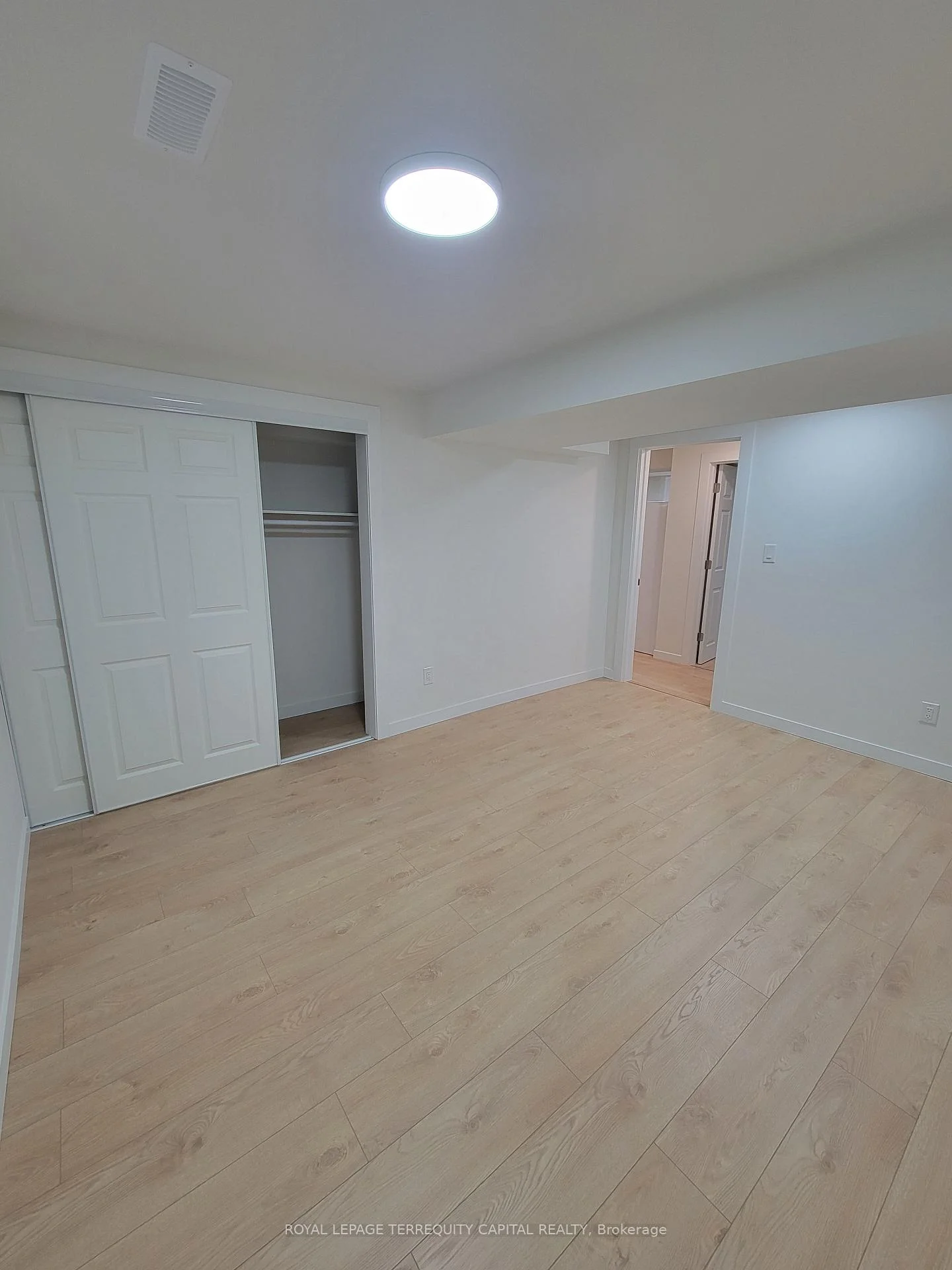 Photo 35 of Unit Lower, 68 Bird Street, Barrie, Edgehill Drive — HOMEH