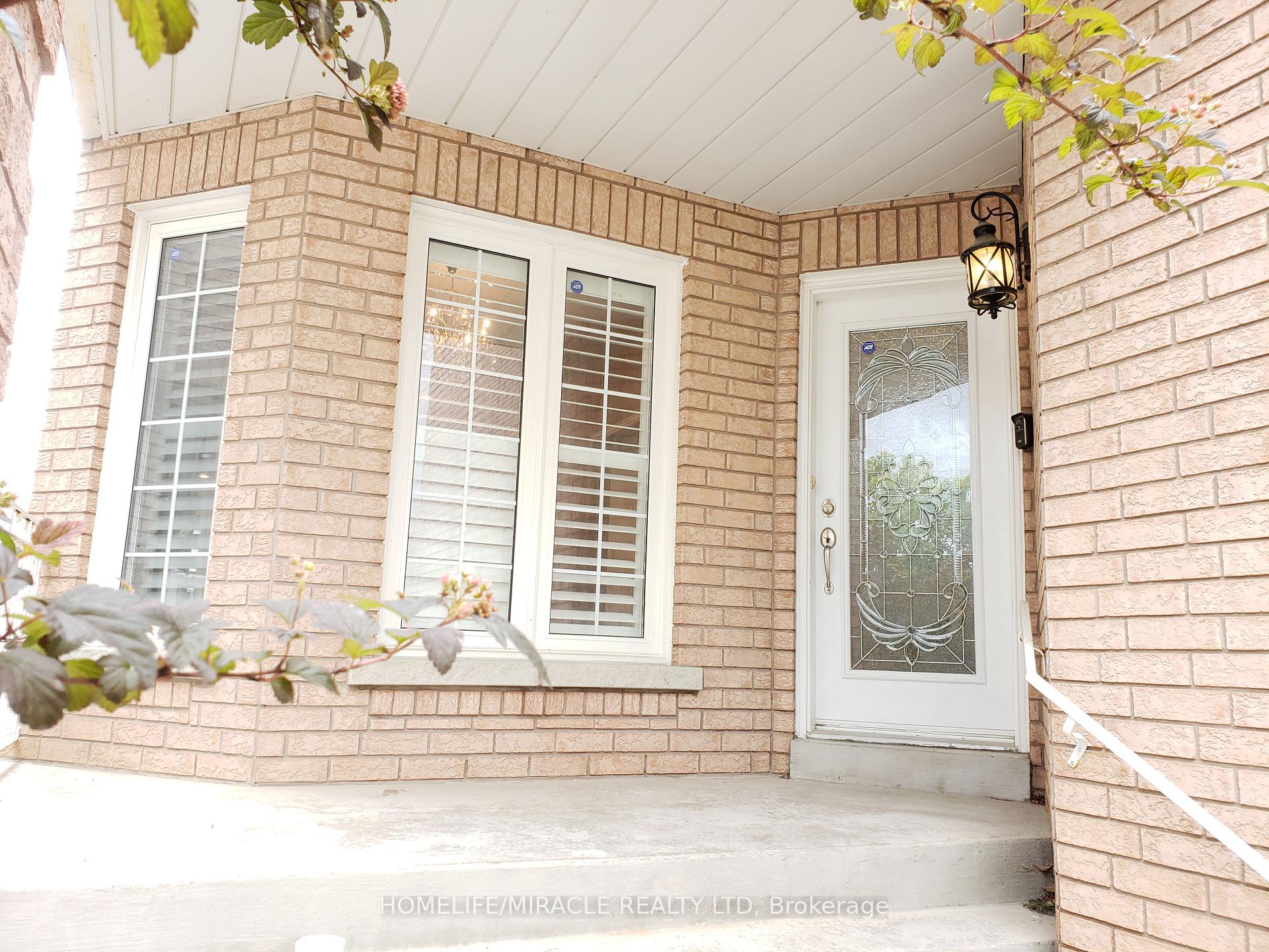 Photo 5 of 6 Sweet Briar Lane, Brampton, Snelgrove — HOMEH
