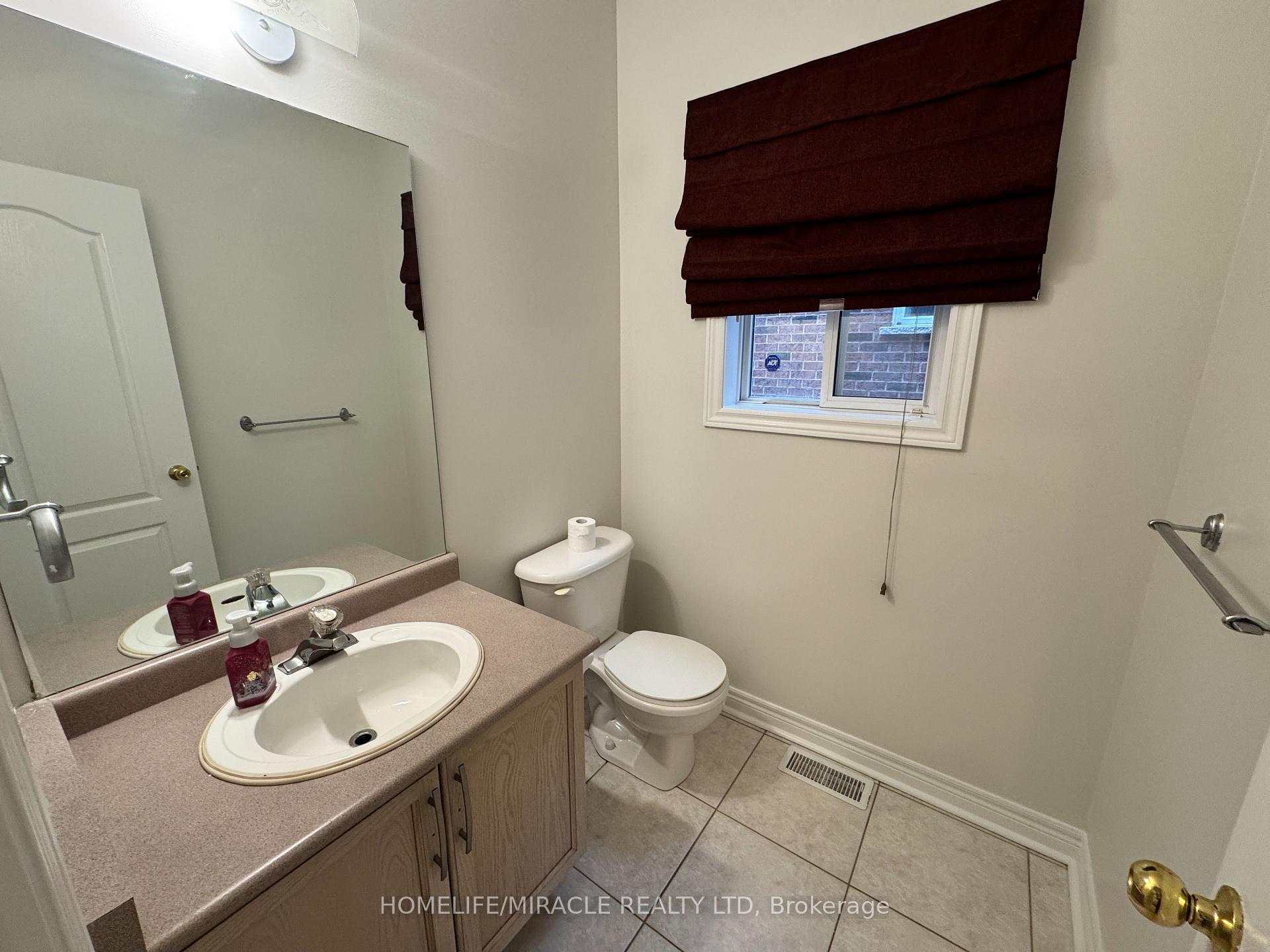 Photo 8 of 6 Sweet Briar Lane, Brampton, Snelgrove — HOMEH