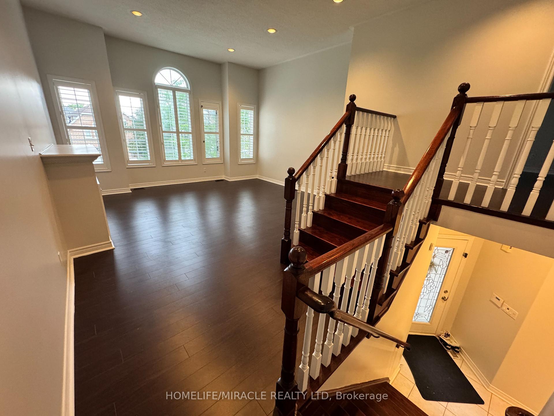 Photo 17 of 6 Sweet Briar Lane, Brampton, Snelgrove — HOMEH