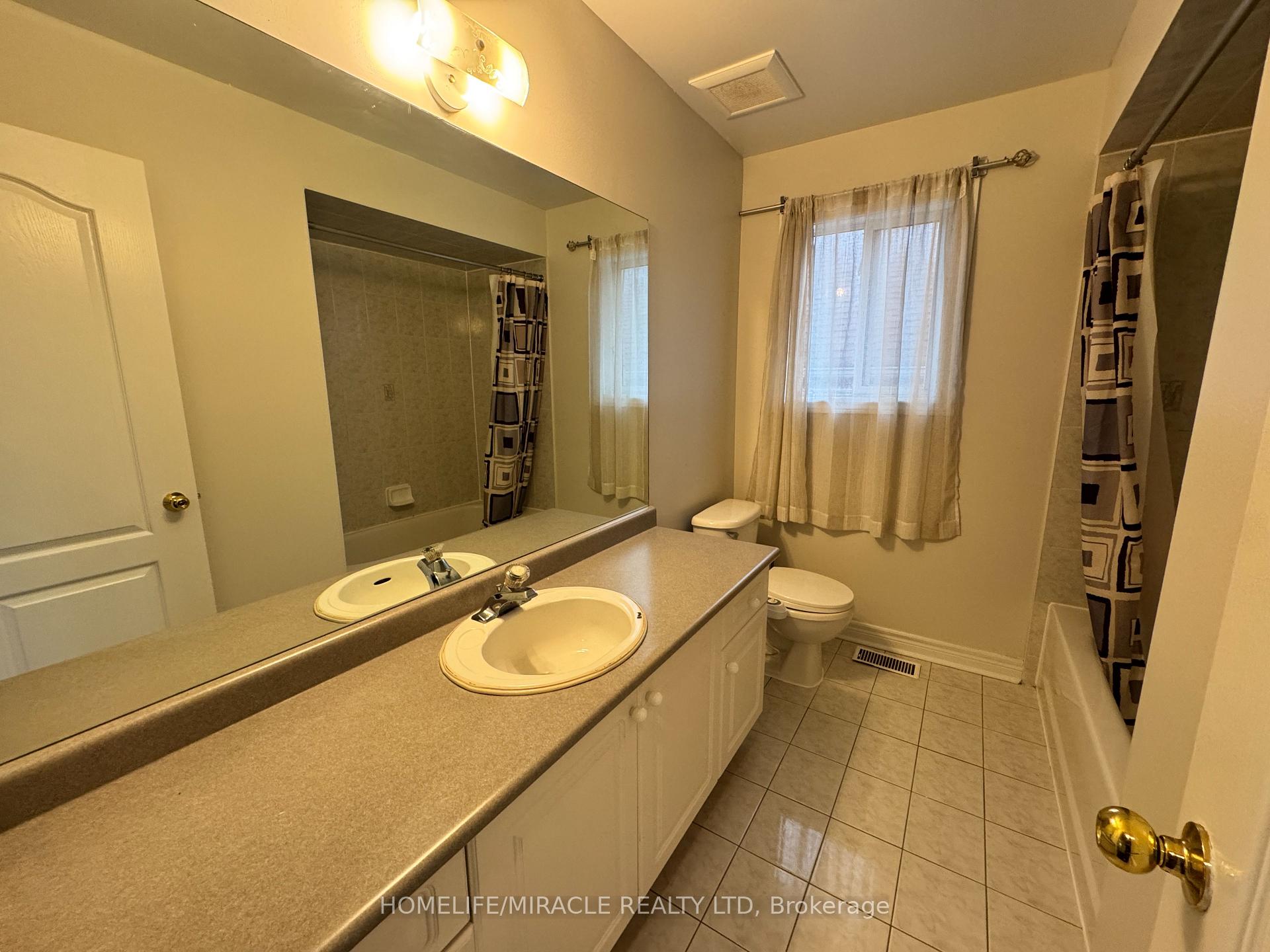Photo 23 of 6 Sweet Briar Lane, Brampton, Snelgrove — HOMEH