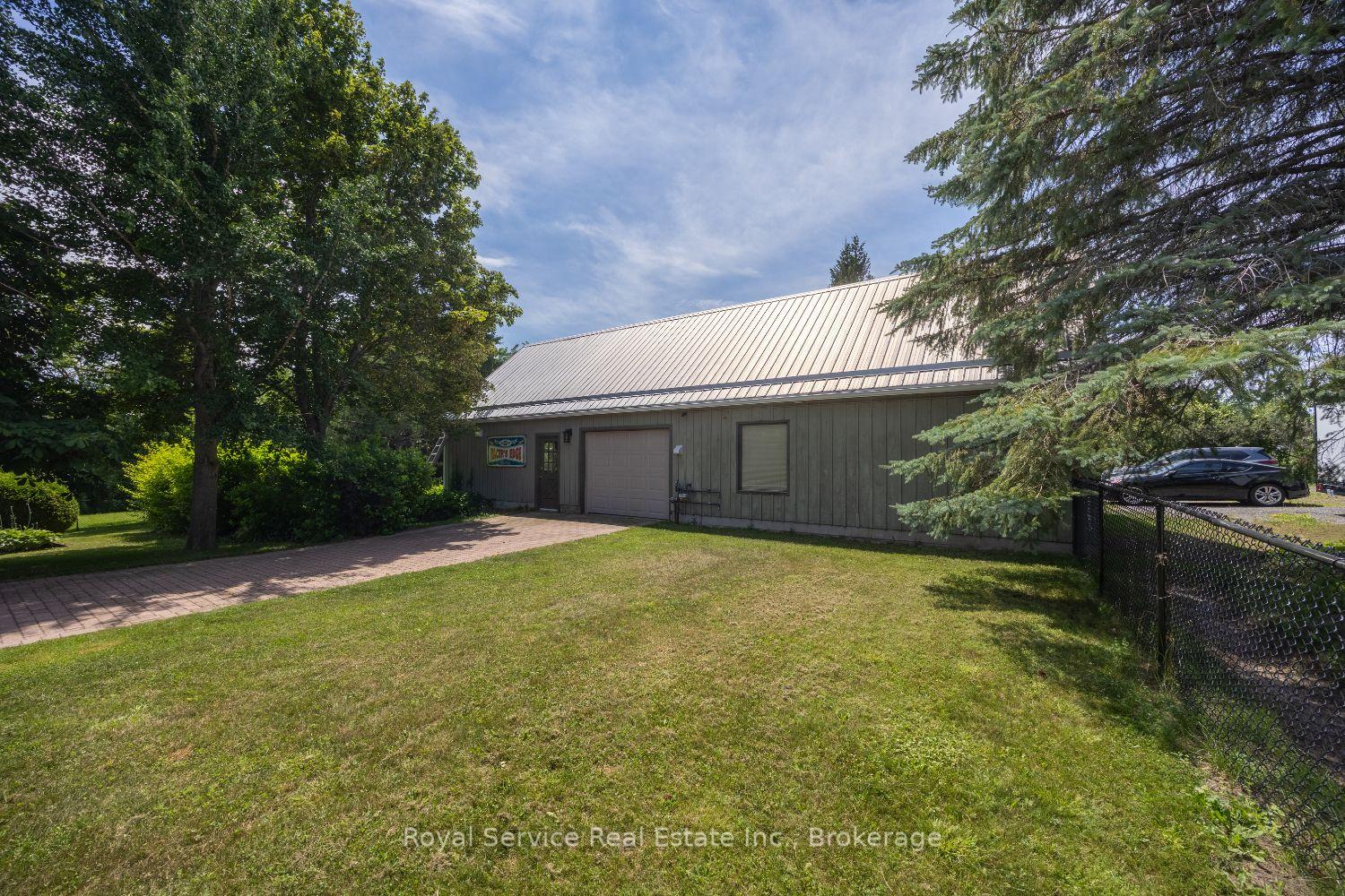 Photo 5 of 1327 Stewart Line, Cavan Monaghan, Cavan Twp — HOMEH