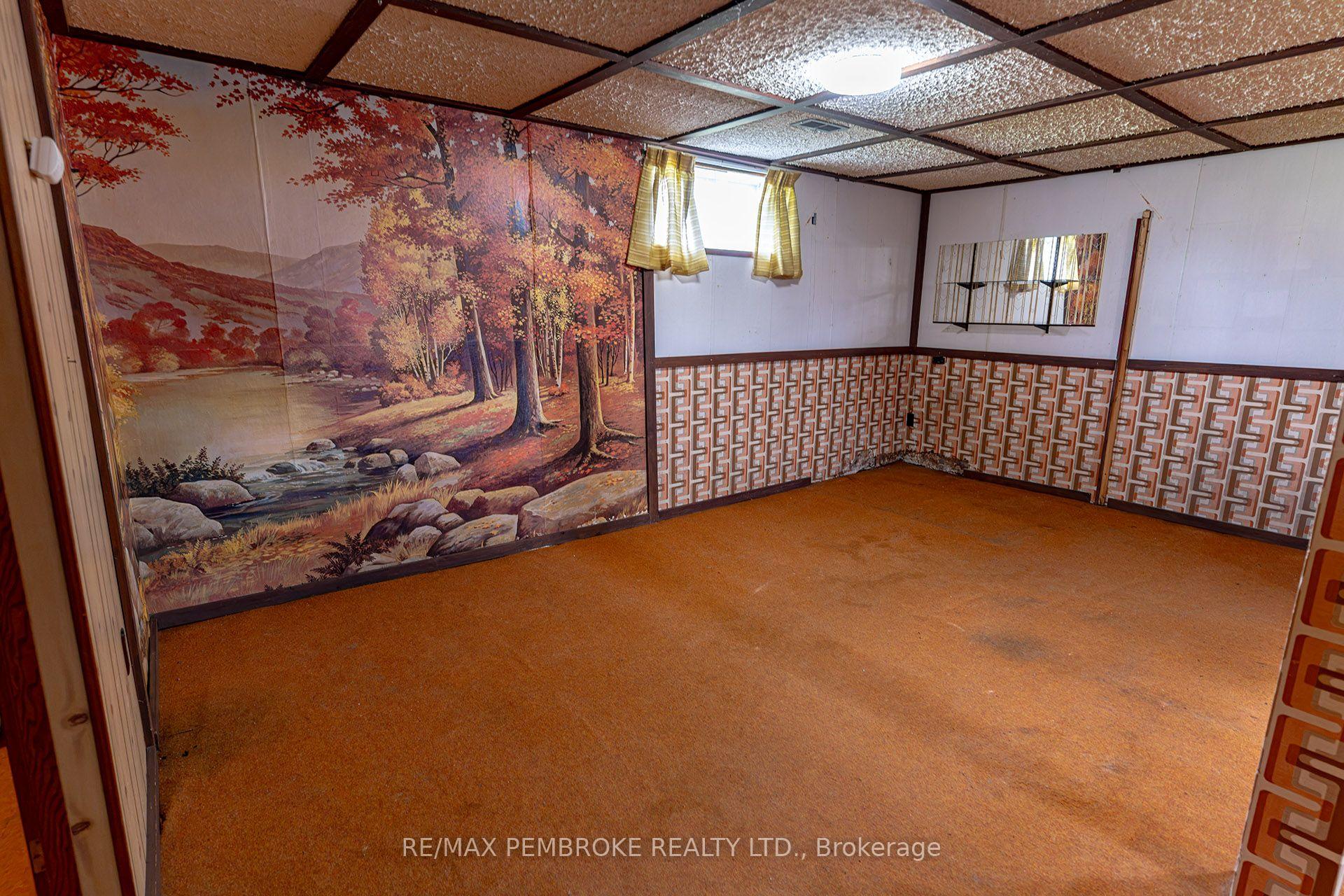 Photo 32 of 142 Deacon Street, Pembroke, Pembroke — HOMEH