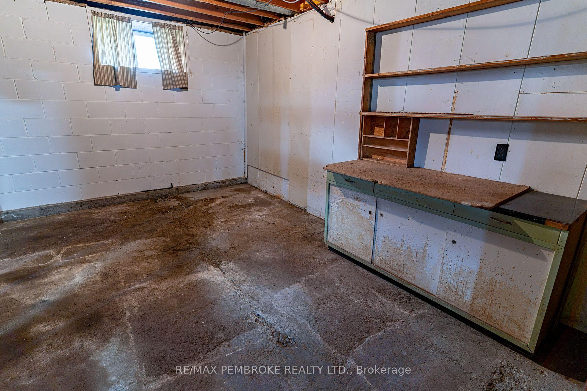 Photo 36 of 142 Deacon Street, Pembroke, Pembroke — HOMEH