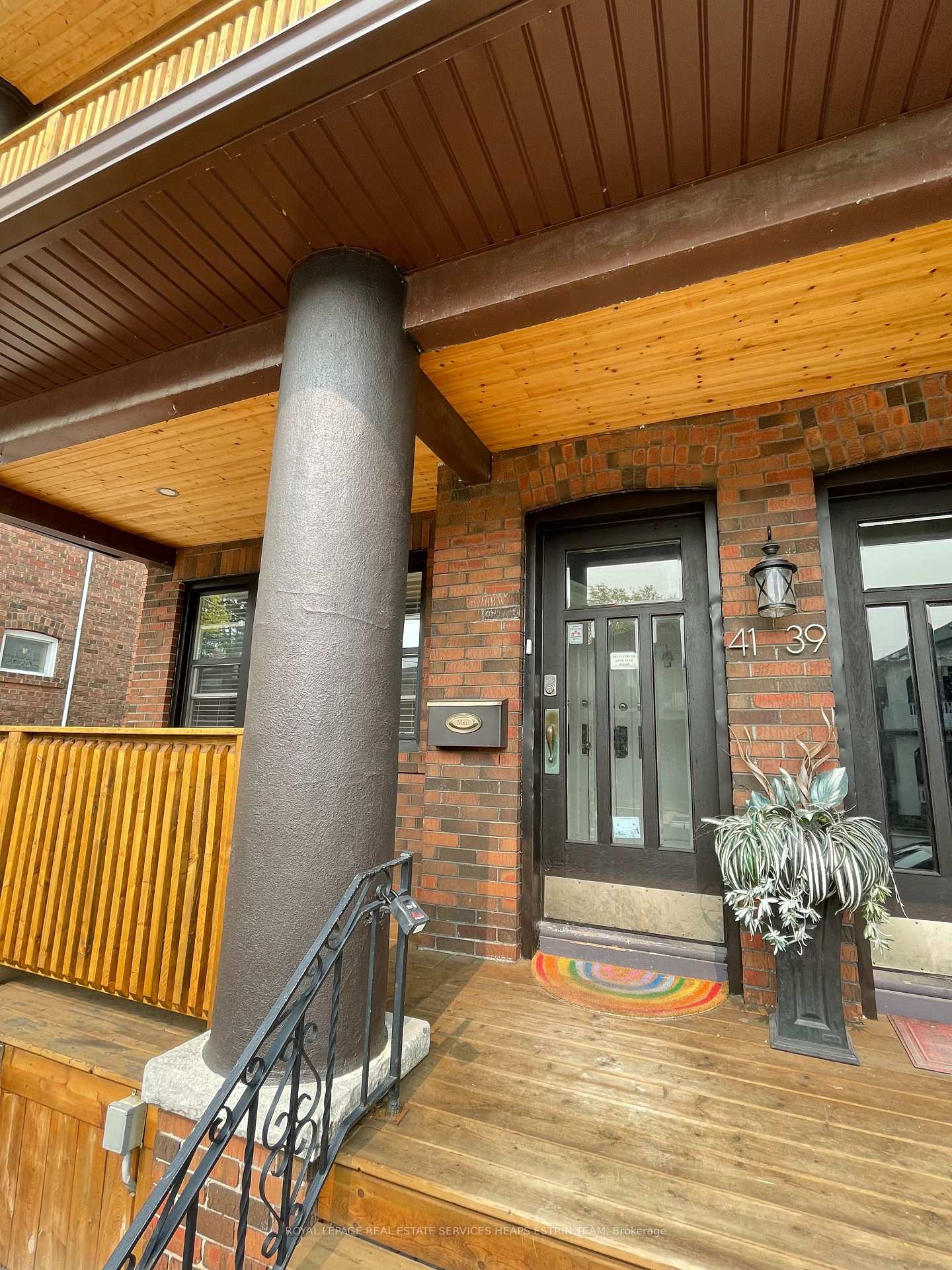 Photo 4 of Unit main, 41 Scarboro Beach Boulevard, Toronto, The Beaches — HOMEH