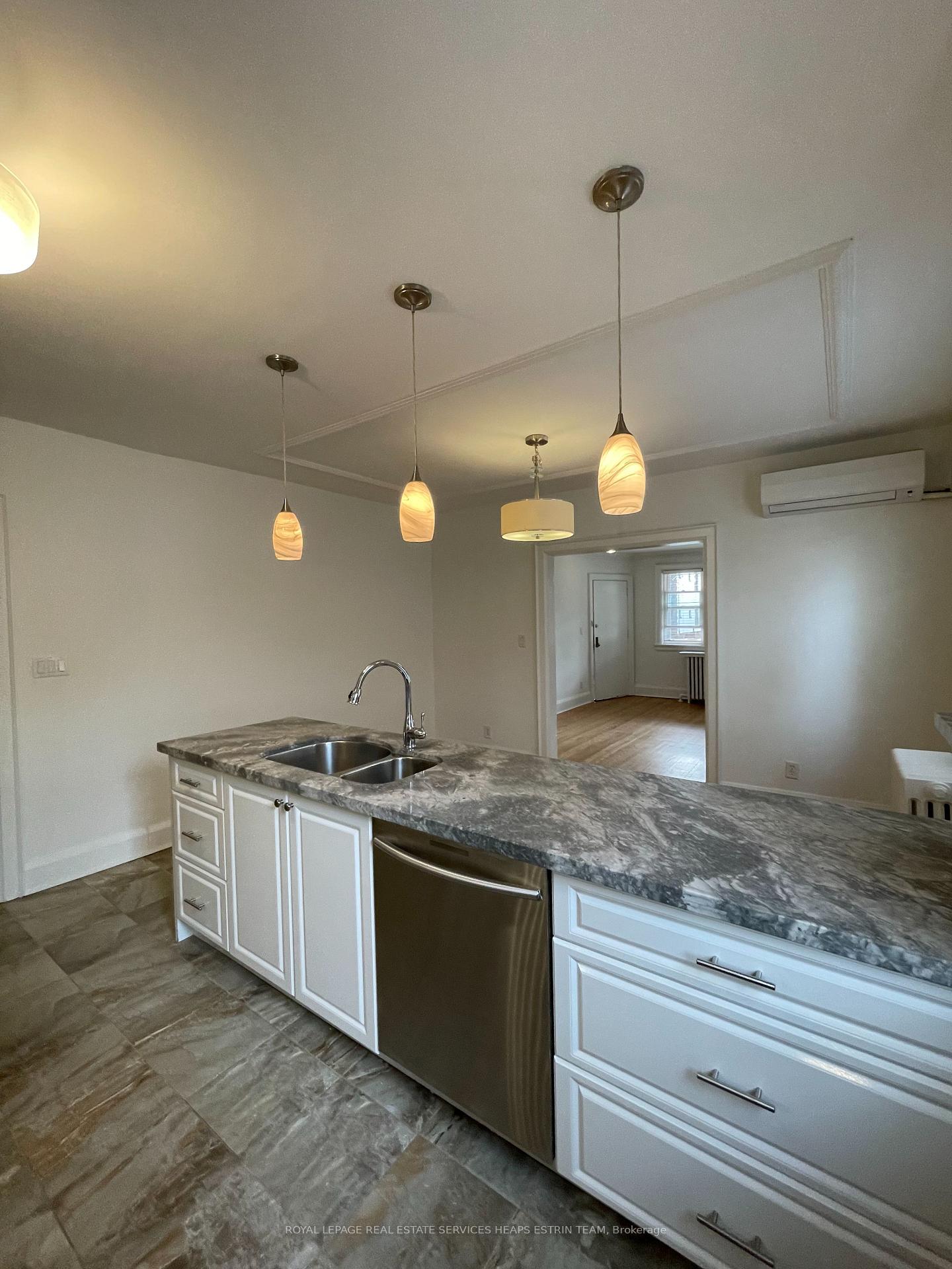 Photo 22 of Unit main, 41 Scarboro Beach Boulevard, Toronto, The Beaches — HOMEH