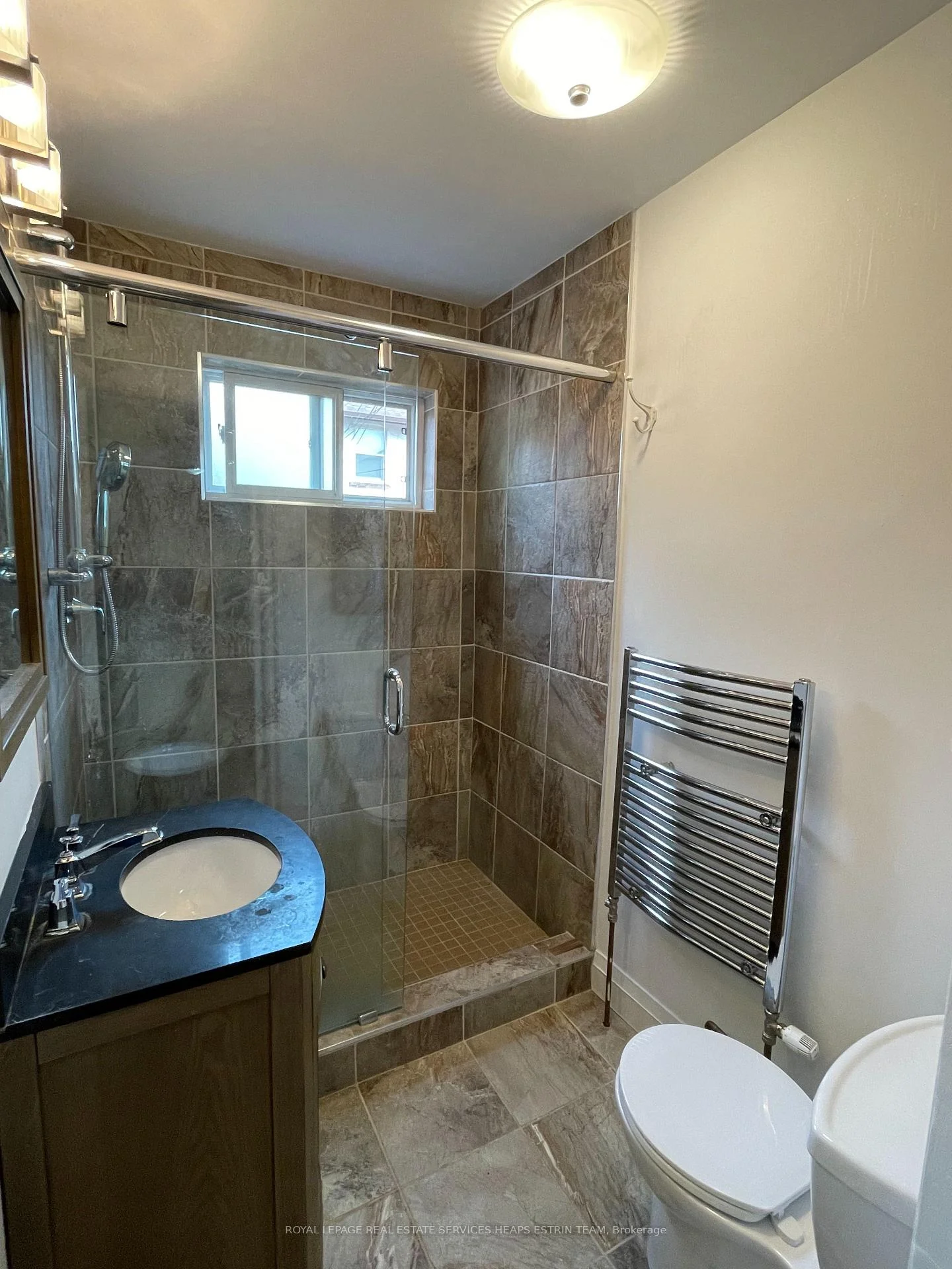 Photo 5 of Unit main, 41 Scarboro Beach Boulevard, Toronto, The Beaches — HOMEH