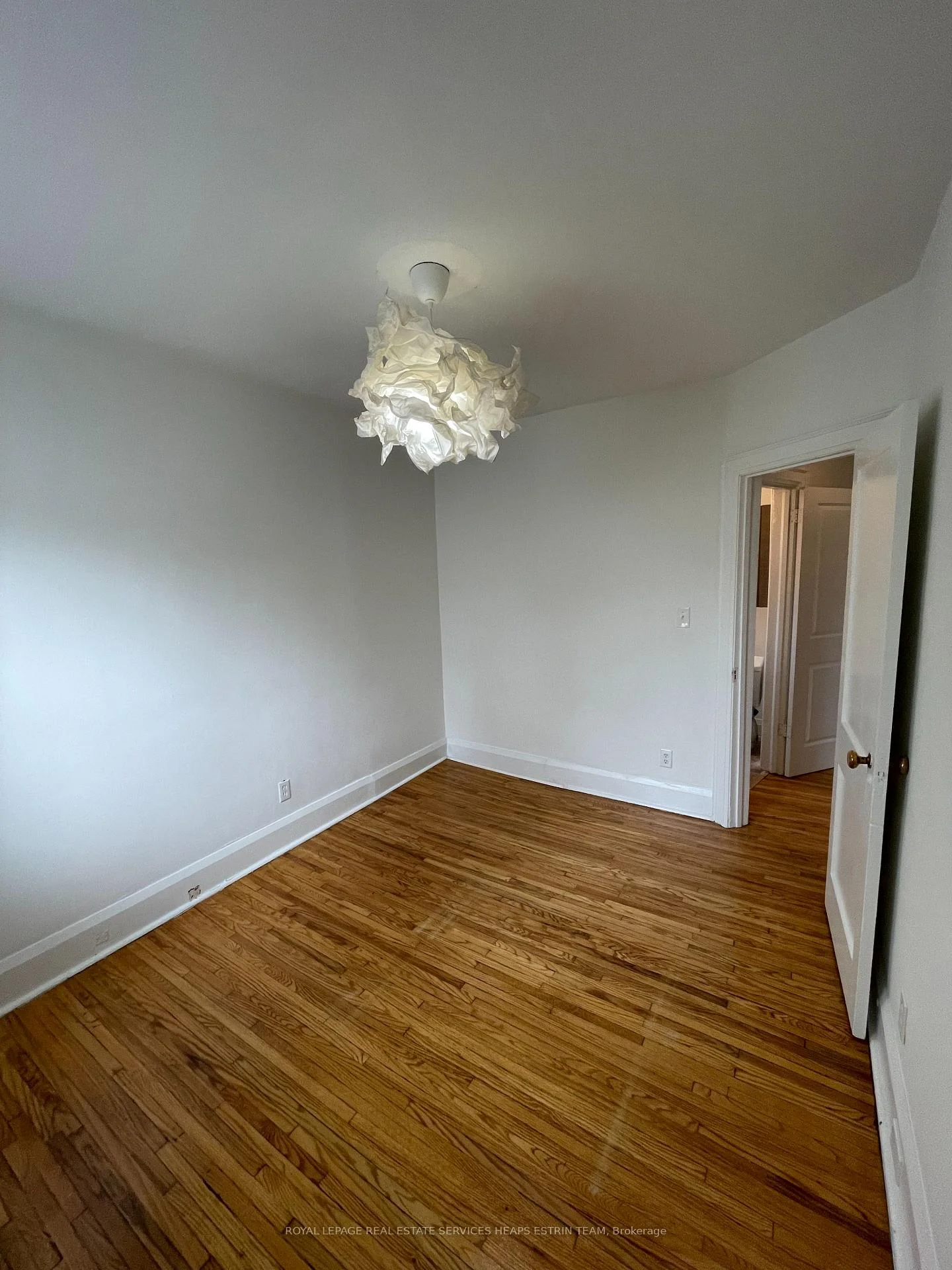 Photo 7 of Unit main, 41 Scarboro Beach Boulevard, Toronto, The Beaches — HOMEH