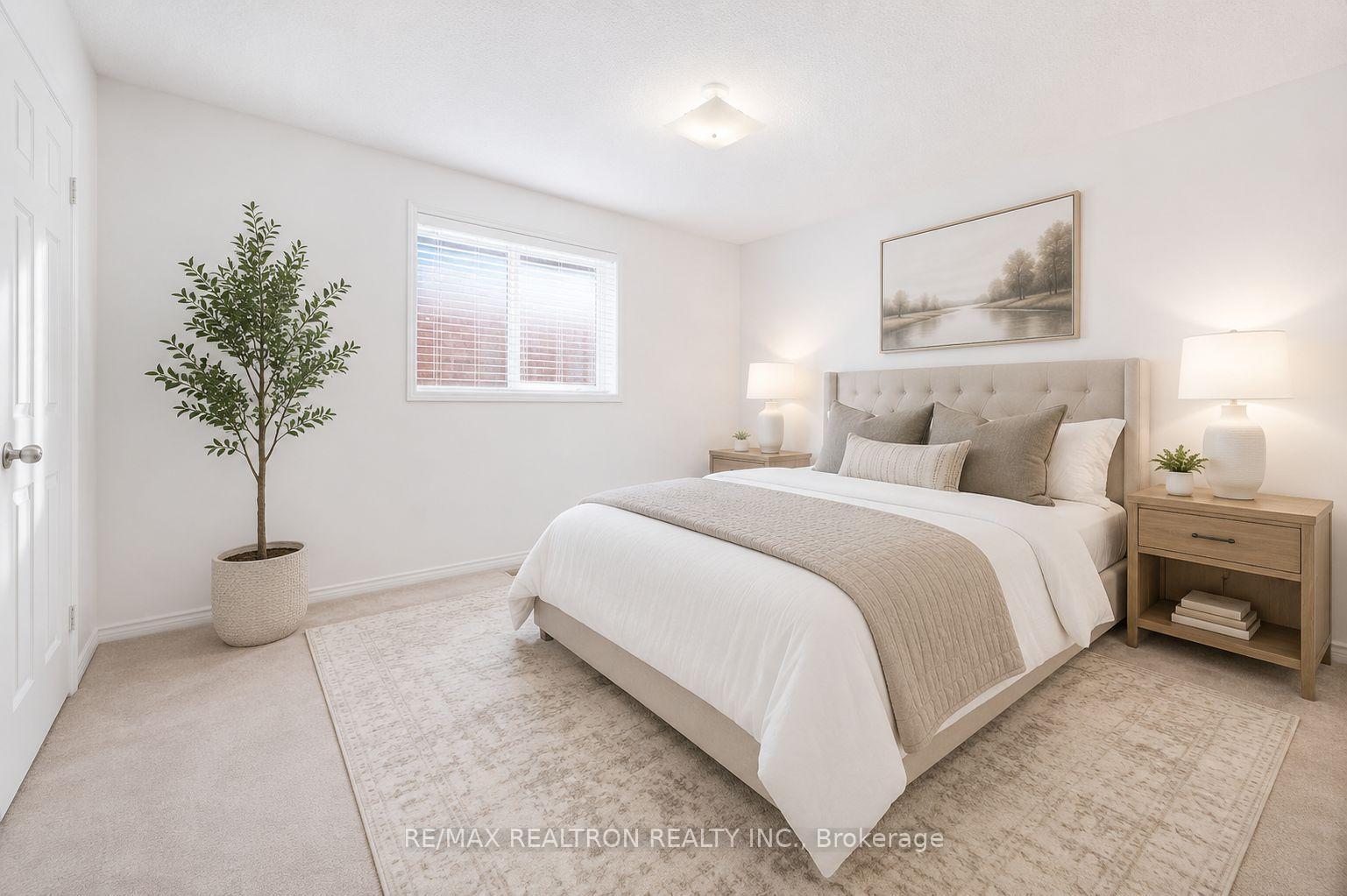 Photo 20 of 215 Drummond Drive, Vaughan, Maple — HOMEH