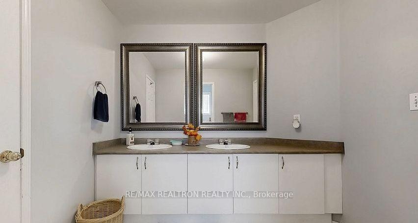 Photo 21 of 215 Drummond Drive, Vaughan, Maple — HOMEH