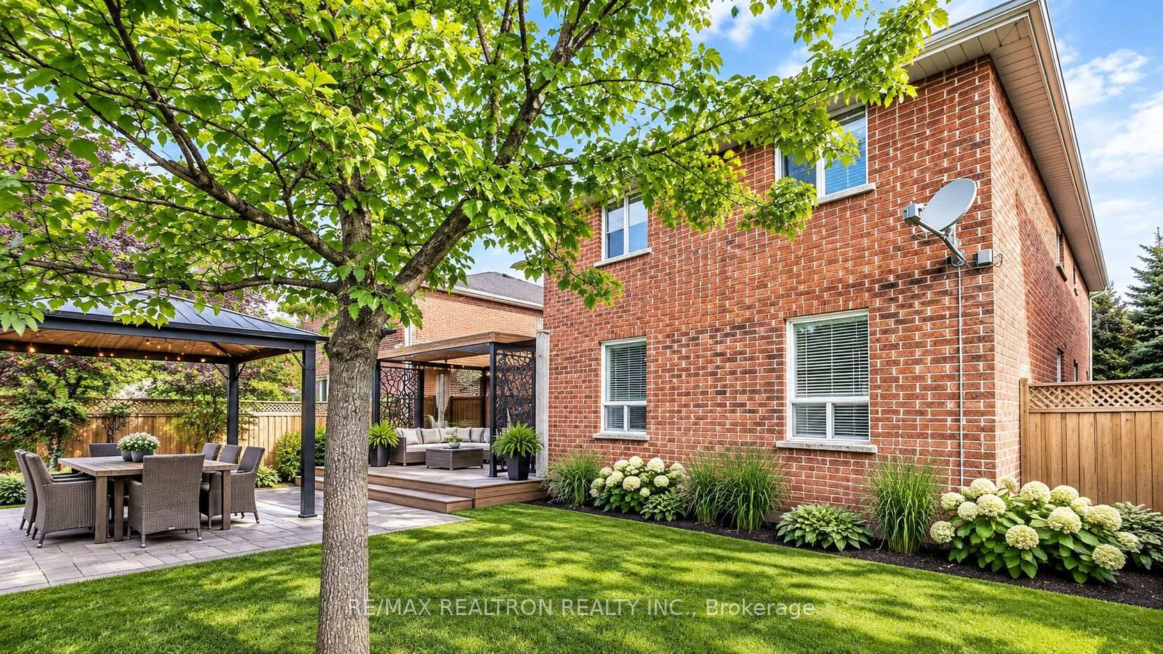 Photo 23 of 215 Drummond Drive, Vaughan, Maple — HOMEH