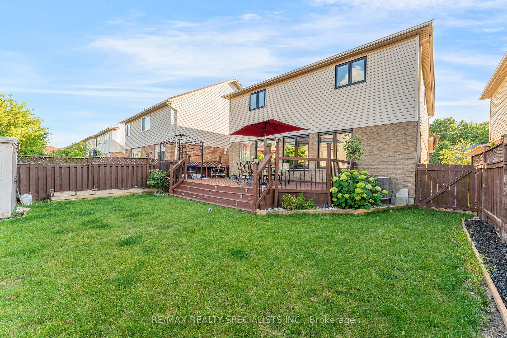 Photo 43 of 71 Mcfarlane Drive, Cambridge, Grow Community Centre — HOMEH